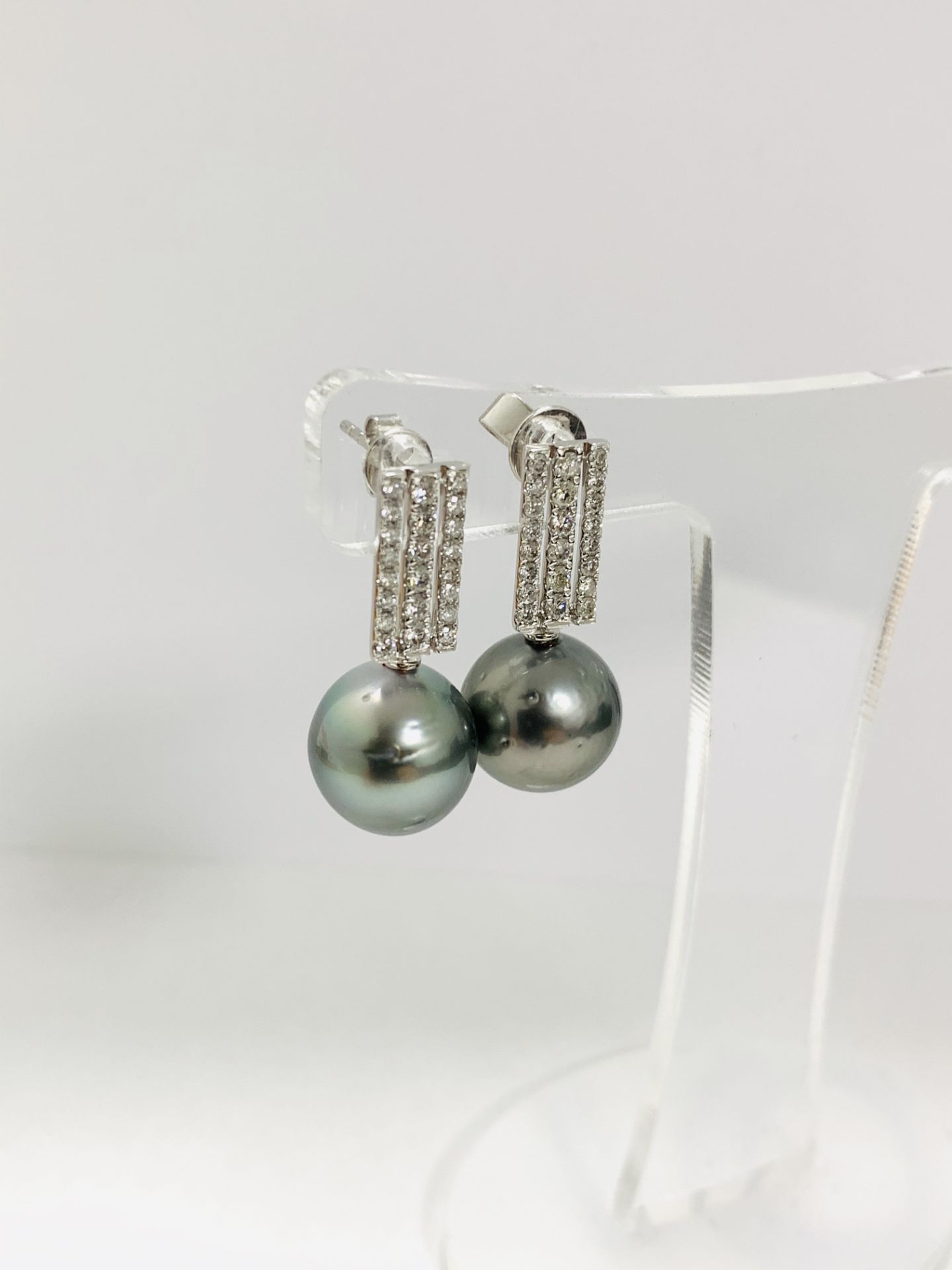 14K White Gold Pair Of Earrings - Image 5 of 8