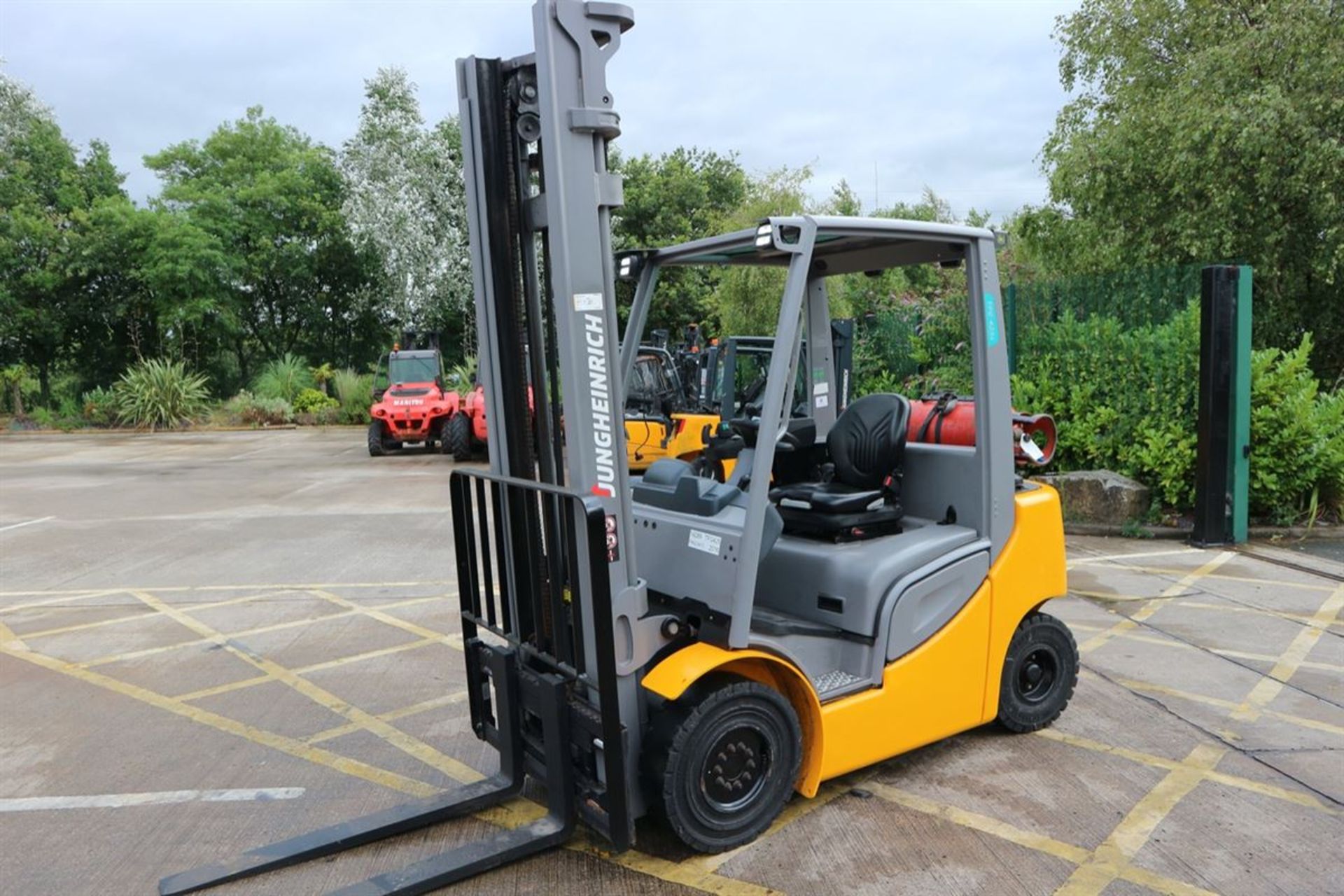 14289 2016 Jungheinrich TFG 425s 430ZT LPG Counter Balance Forklift Truck