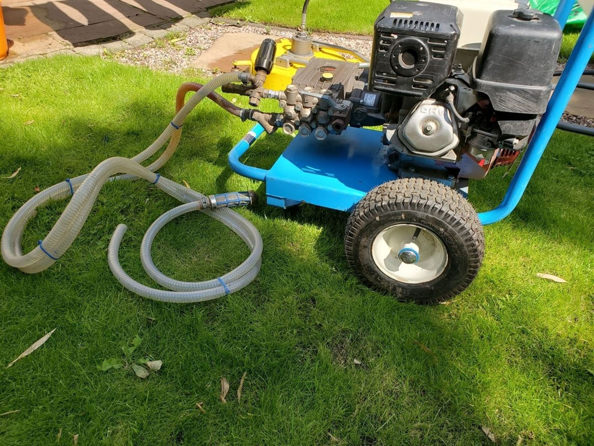 Rutland Pumps Pressure Washer with Pipes - Image 2 of 12