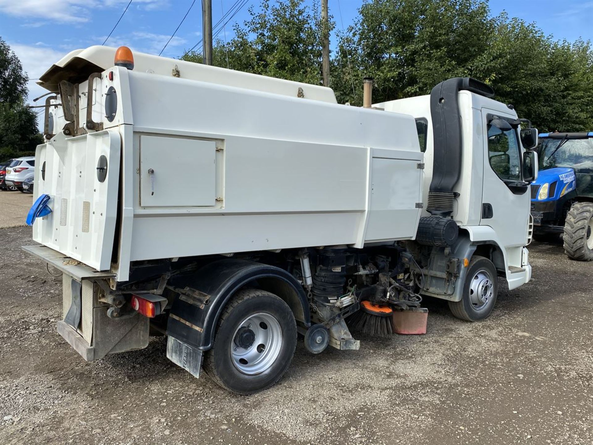 Leyland Daf FA/LF45 Scarab Road Sweeper - Image 4 of 25