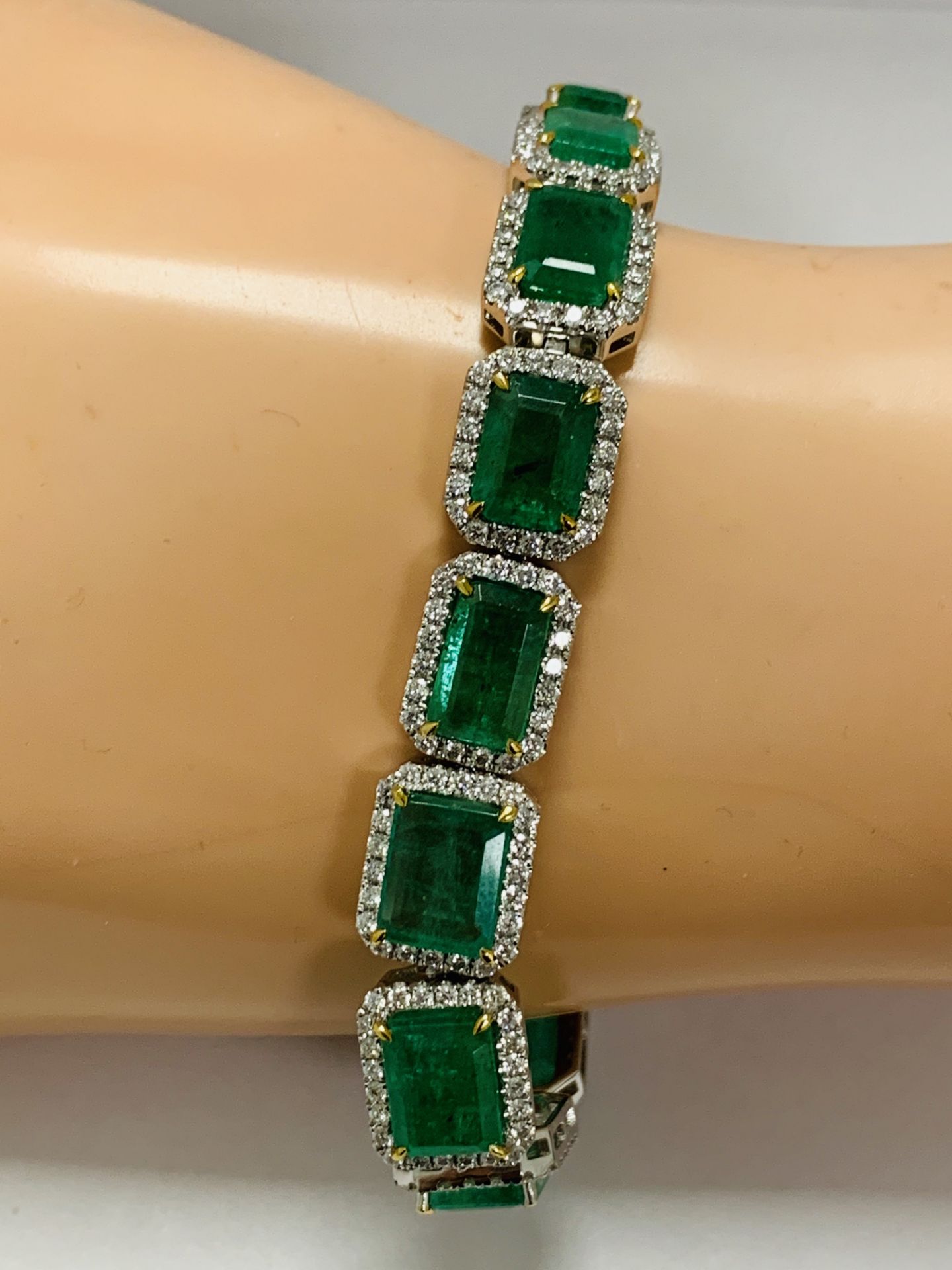 Platinum Emerald and Diamond Necklace - Image 16 of 18