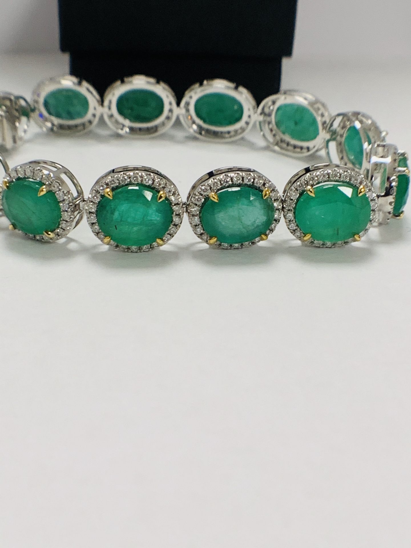 Platinum and Yellow Gold Emerald and Diamond Bracelet - Image 6 of 17