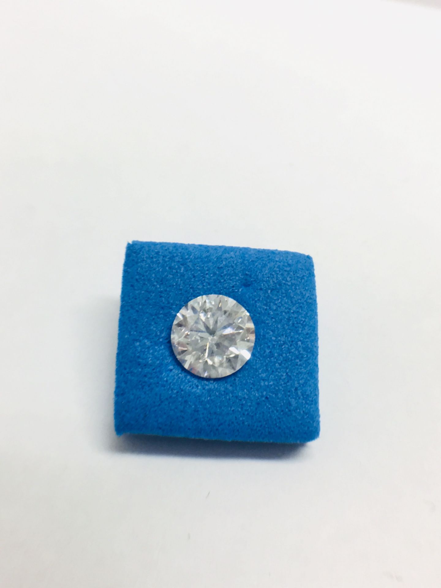 1.01Ct Round Brilliant Cut Diamond