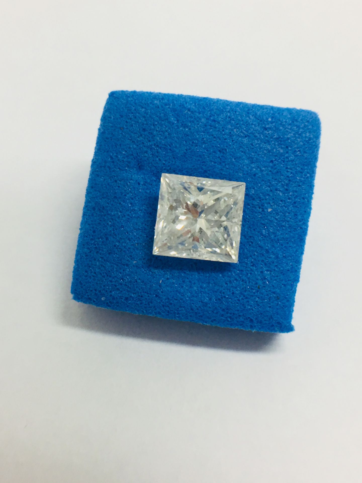 1Ct Princess Cut Natural Diamond