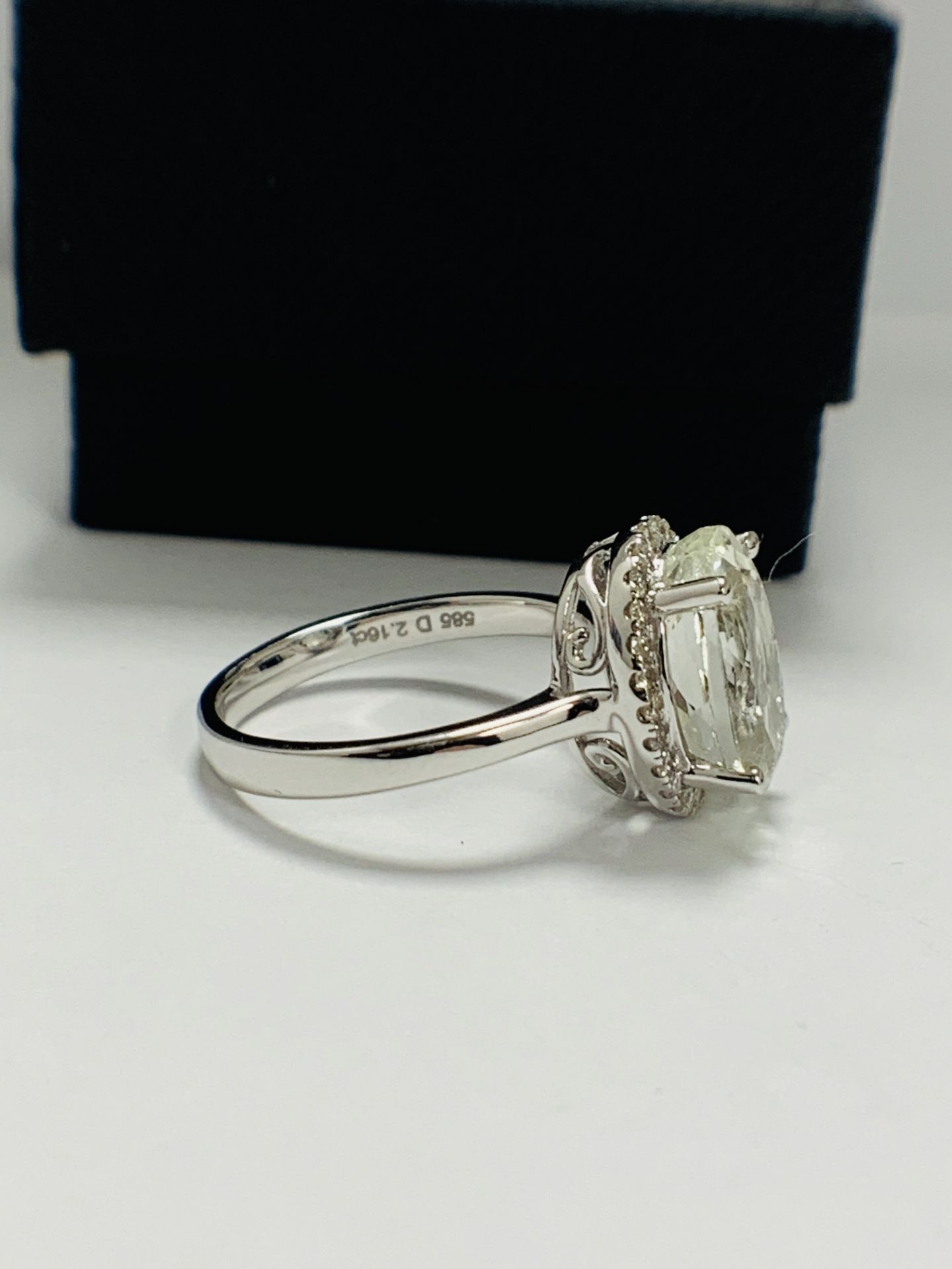 14Ct White Gold Aquamarine and Diamond Ring - Image 6 of 9