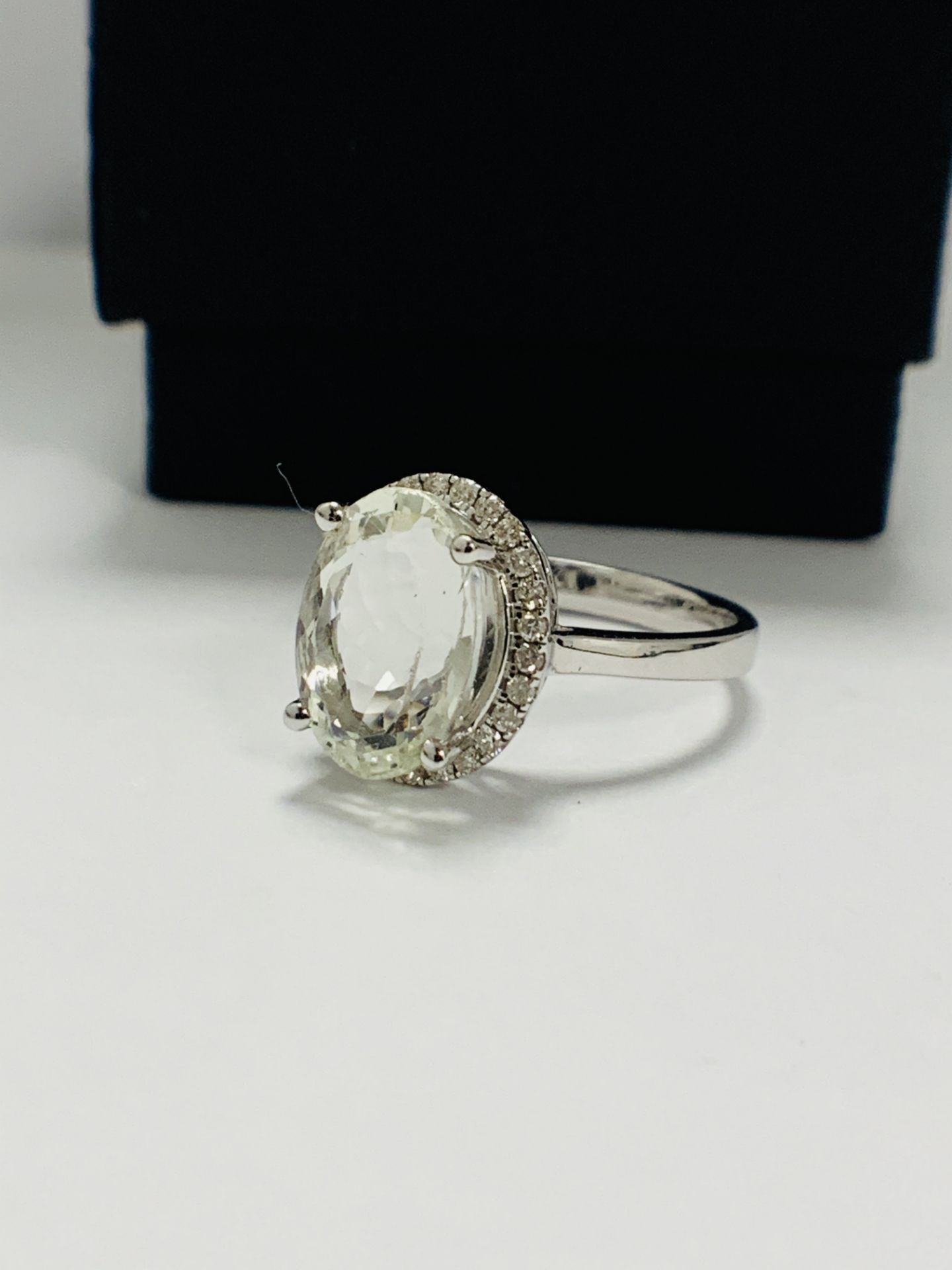 14Ct White Gold Aquamarine and Diamond Ring - Image 2 of 9
