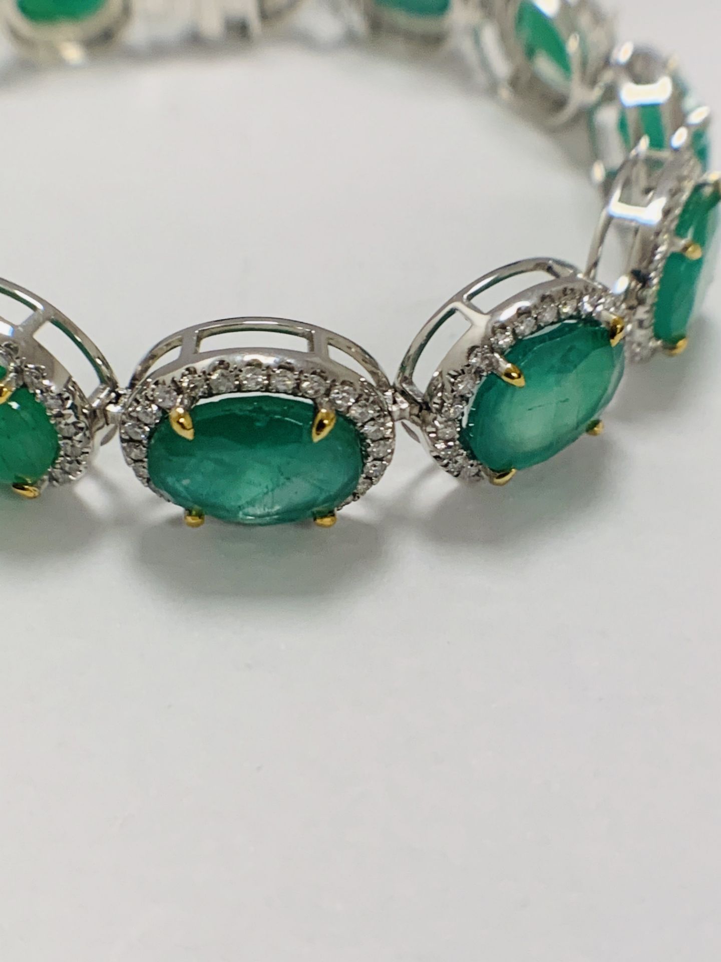 Platinum and Yellow Gold Emerald and Diamond Bracelet - Image 8 of 17