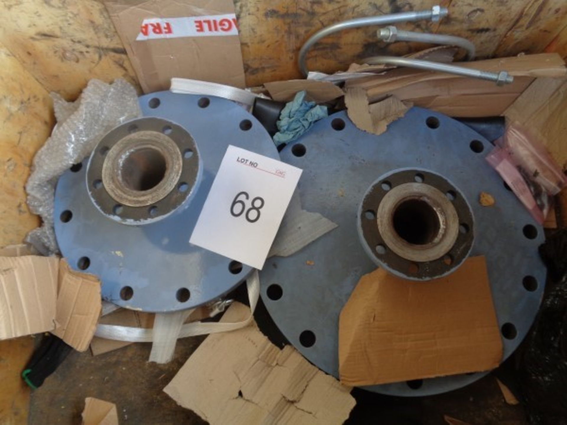 2 x Various reduction flanges.