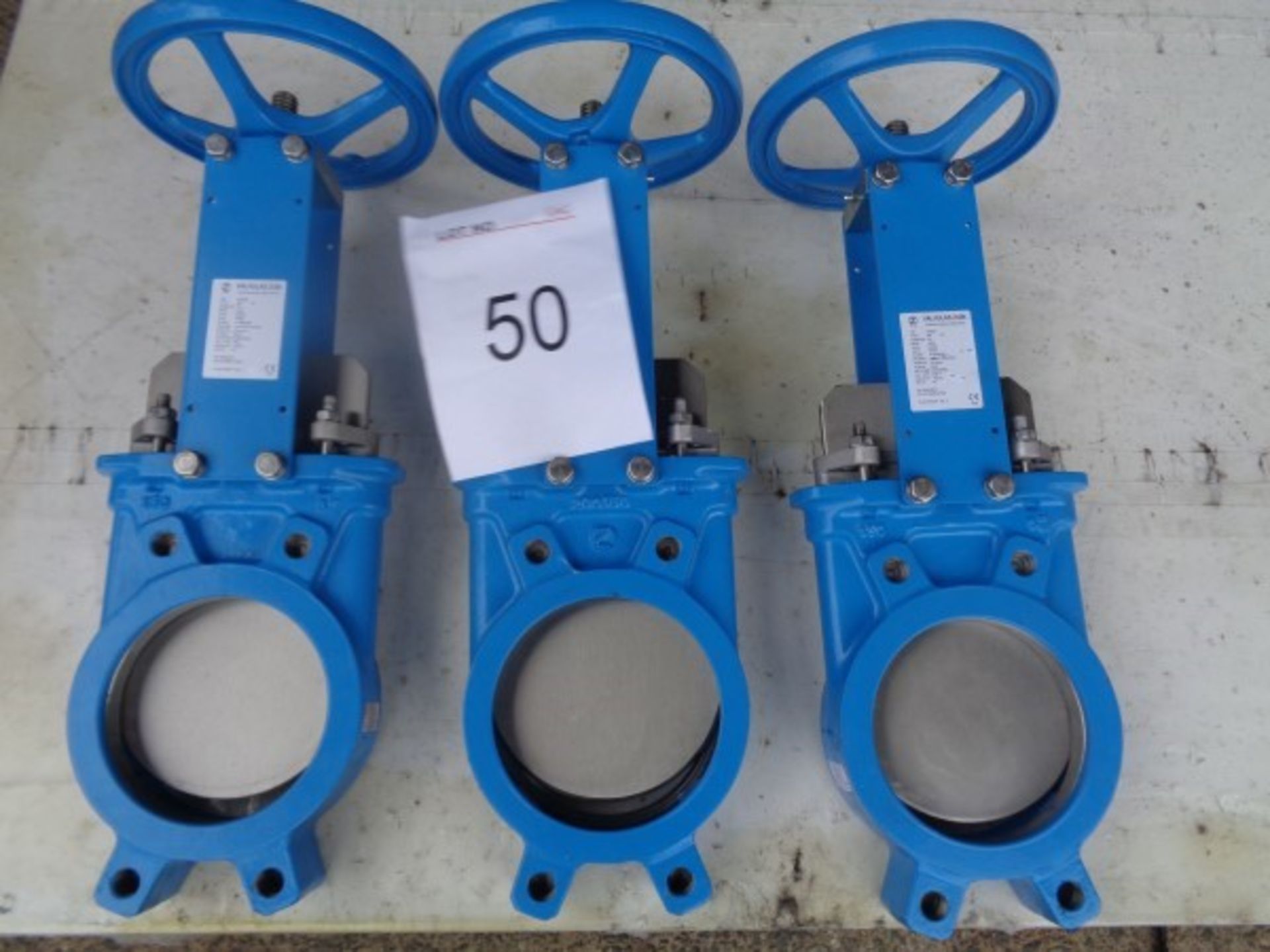 3 X Valvulas type 200 150mm gate valves