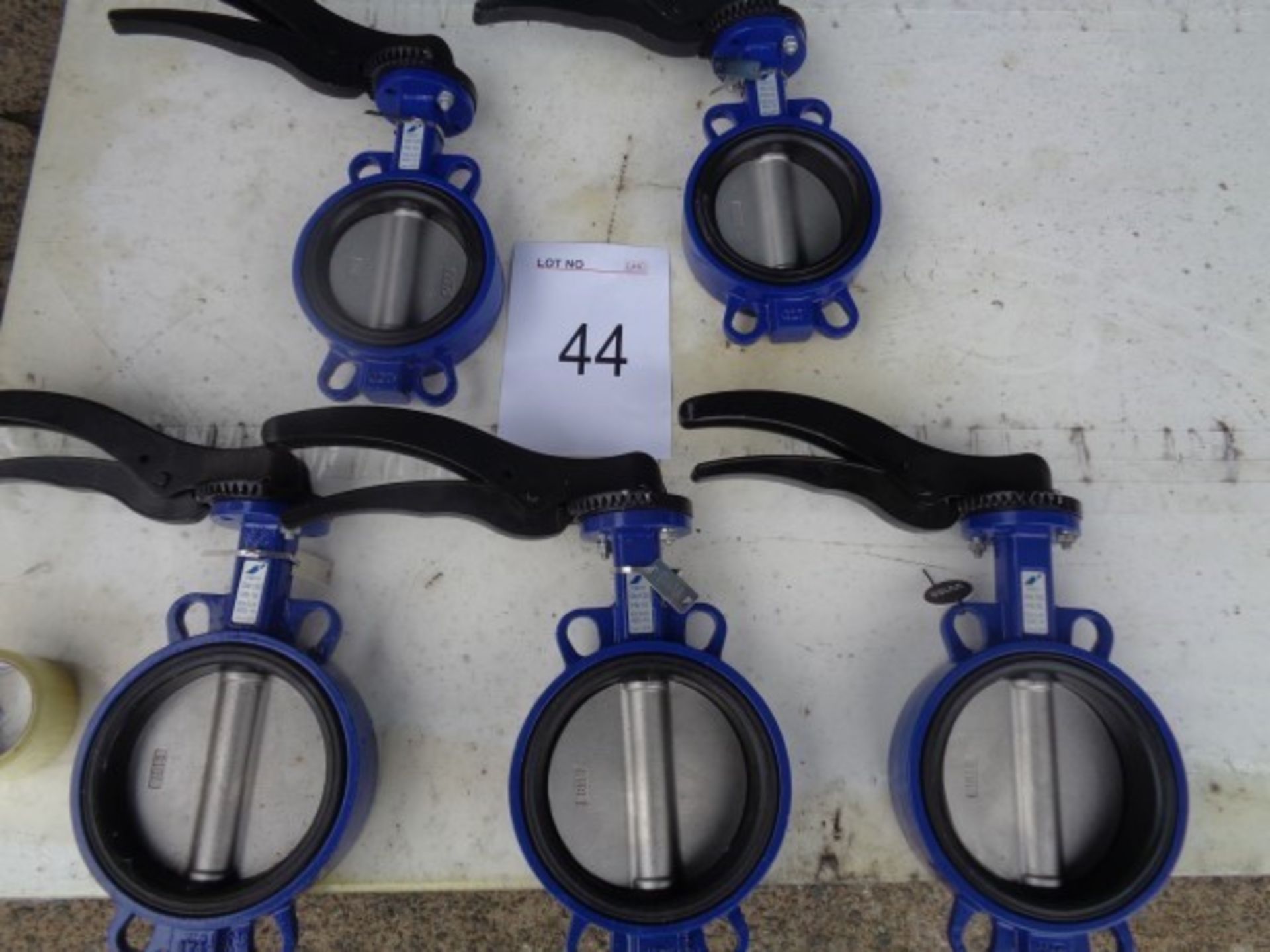 3 x Eura Valves V9911 DN 150 400-15 butterfly valves.2 x Eura Valves V9911 DN 125 400-15 butterfly