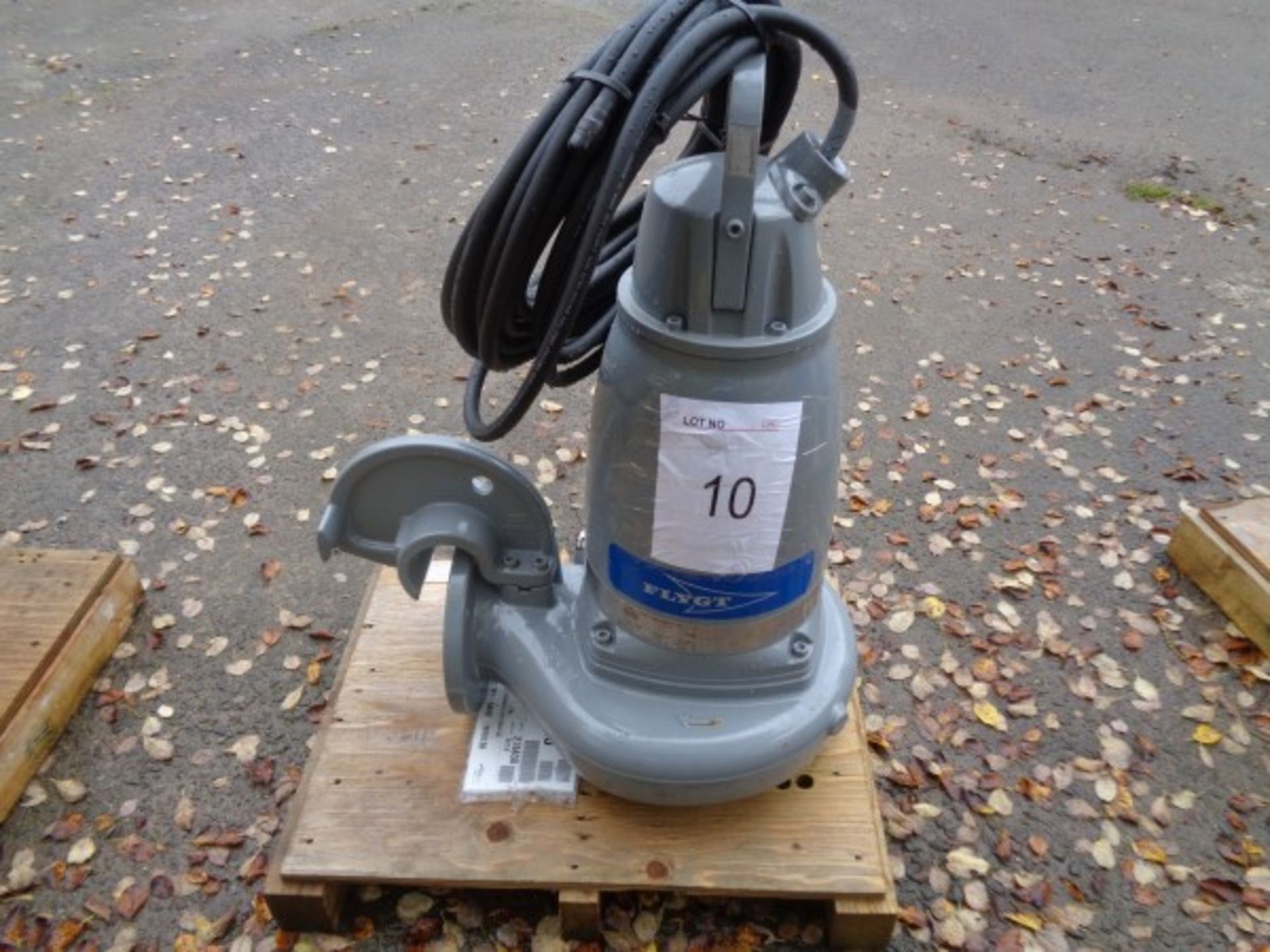 Flygt Xylem type 3153.181 submersible pump, serial no 1910130