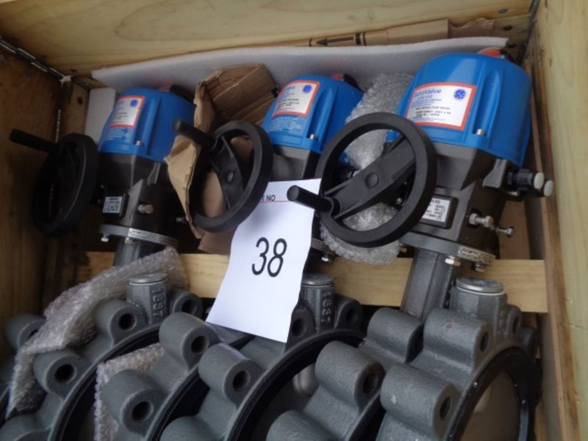 3 x Euro Valve model socla VS 300 909 roo actuated in - line valves