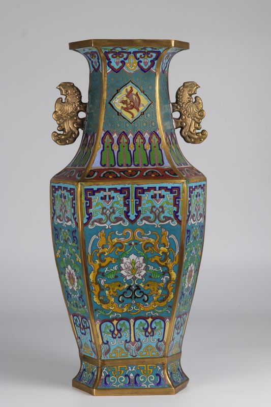 Chine Grand vase en bronze cloisonné marque Ming époque Qing - Dimensions: h450mm [...]