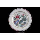 Chine assiette en porcelaine famille rose à décor de paons et fleurs 18ème - [...]