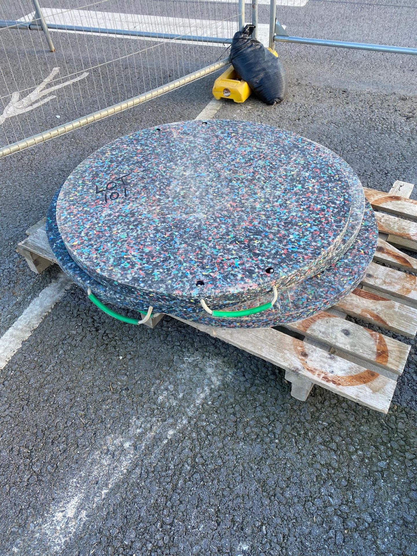 4x Crane Mats, 1.1m Diameter, (Location of Lot East Marsh Road, Goxhill, N Lincs, DN19 7NQ) - Lot