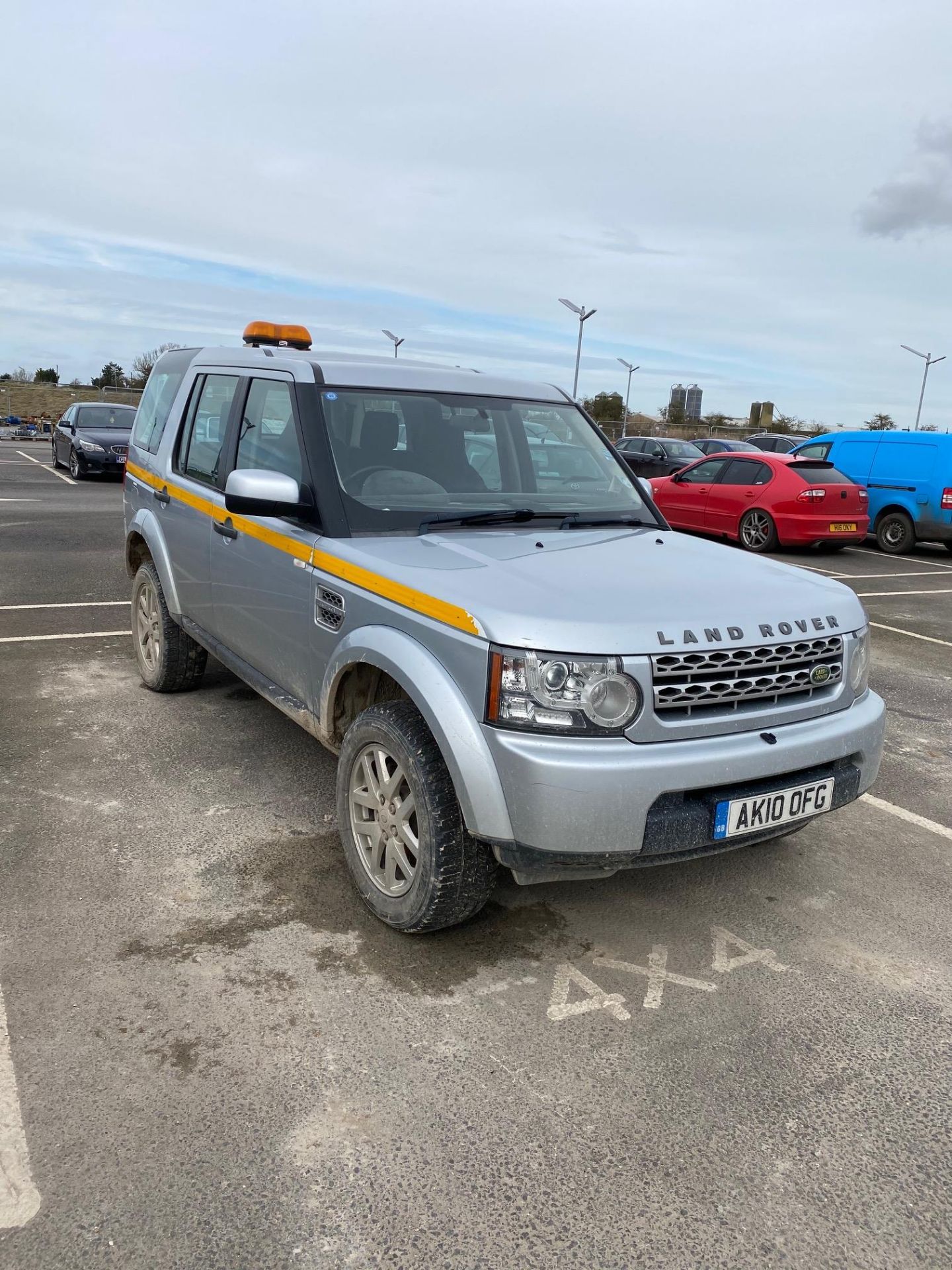 Land Rover Discovery 4 - TD V6GS, Manual 6 Speed, V6, 2720cc Diesel, Silver, Recorded Mileage