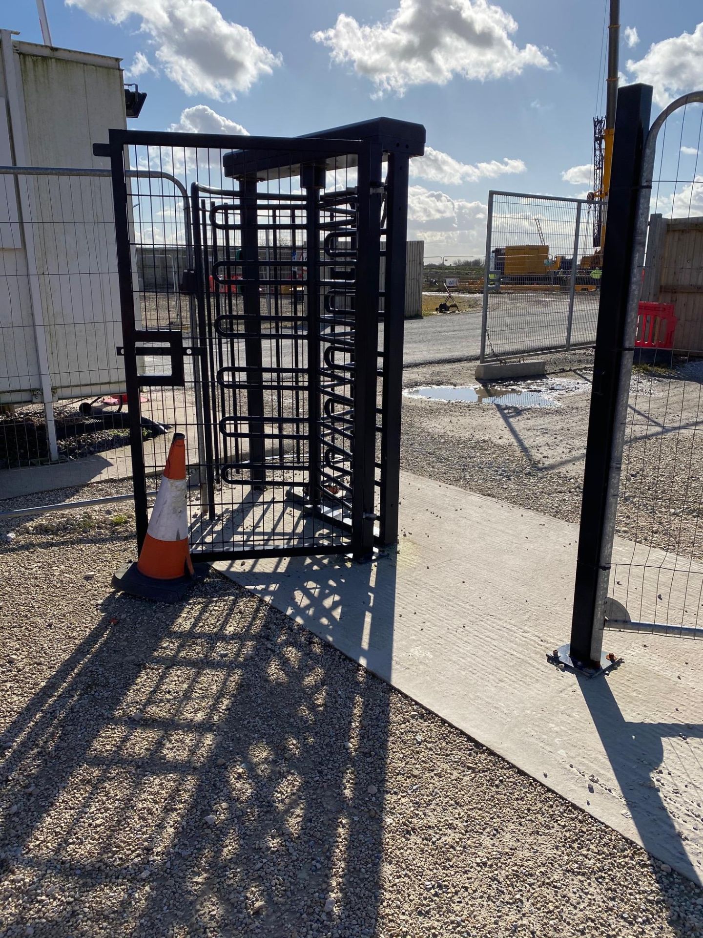 Security Turnstile, full Size Touch Pad Controlled Access With Side Gate, Approx. height 7' x 3' ( - Image 3 of 3