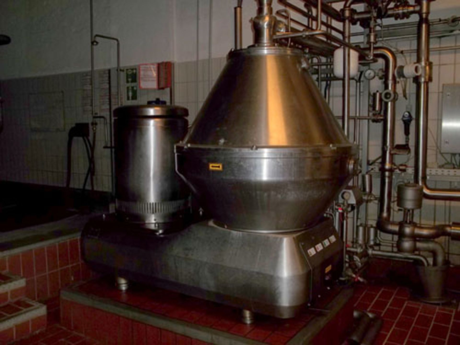 KMA Sudmo-Kyffhauser Machinenfabrik Artern type GTS 330B-KHL stainless steel disc bowl centrifuge. - Image 3 of 8