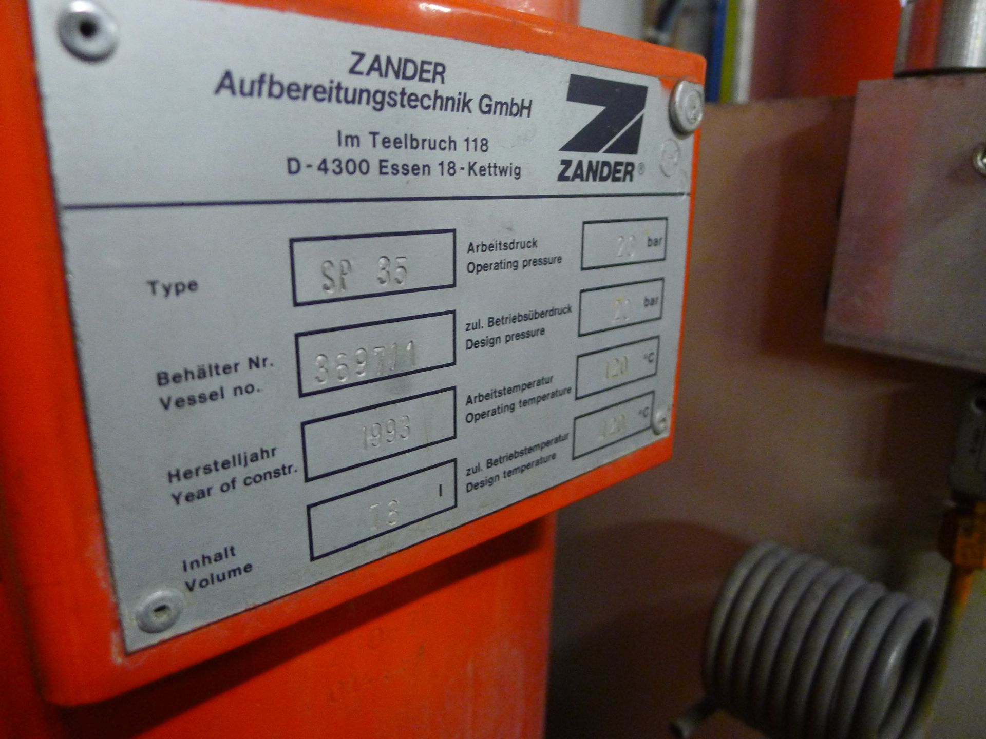 Zander SP35 Twin Tank Absorbtion System (Dismantling and Loading Fee: €125) - Image 2 of 2