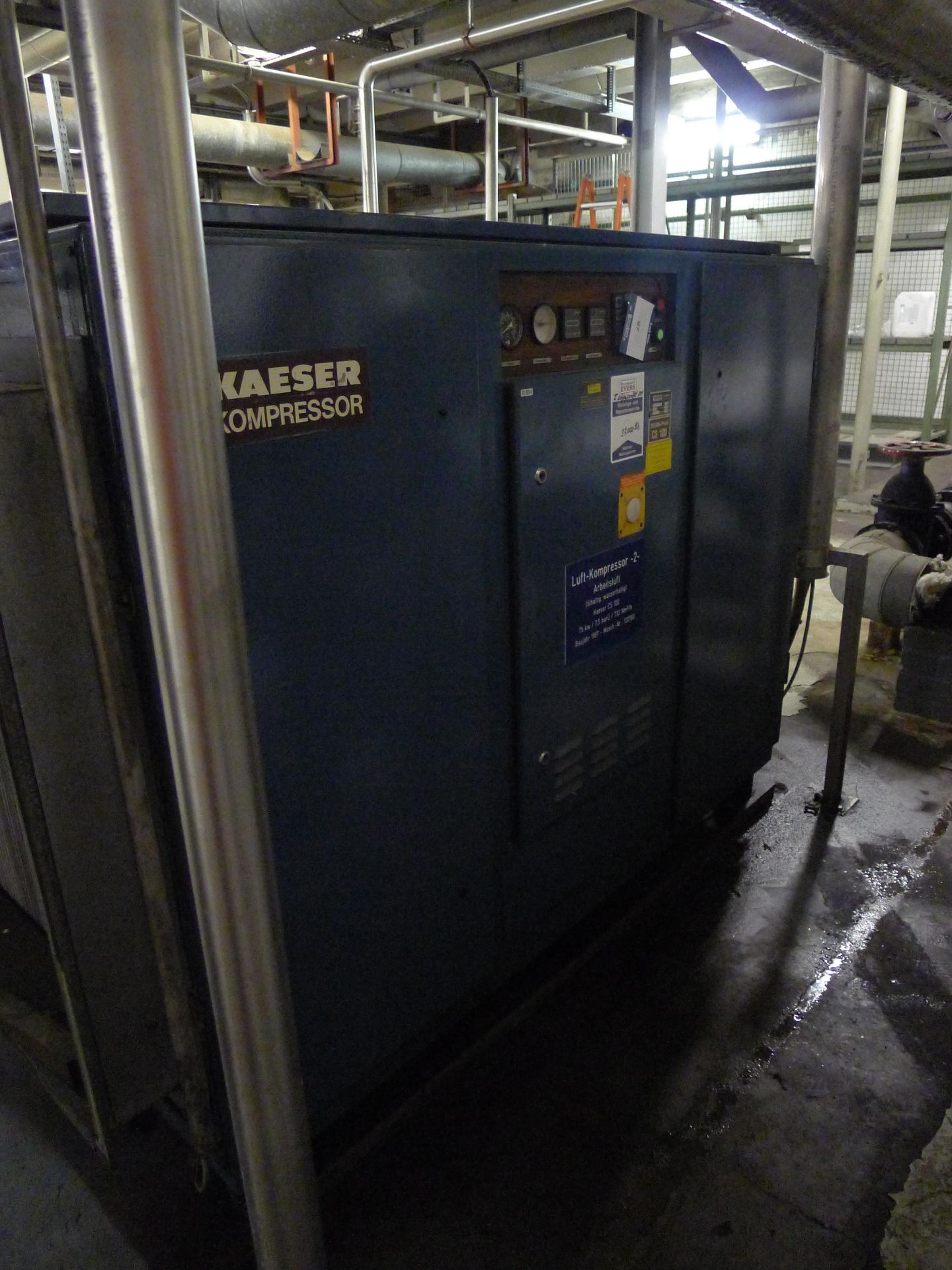 Kaeser CS120 air compressor. Serial number 120766 (1989) (Dismantling and Loading Fee: €650)