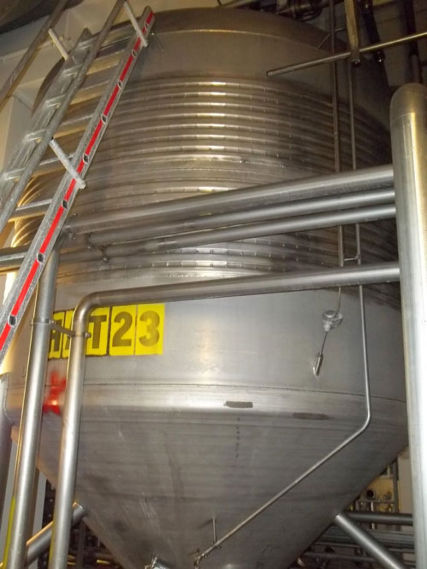 Alfa Laval type ZKH 3624 gallon/13700 liter capacity stainless steel tank. Rated for 3 bar (45 - Image 2 of 5