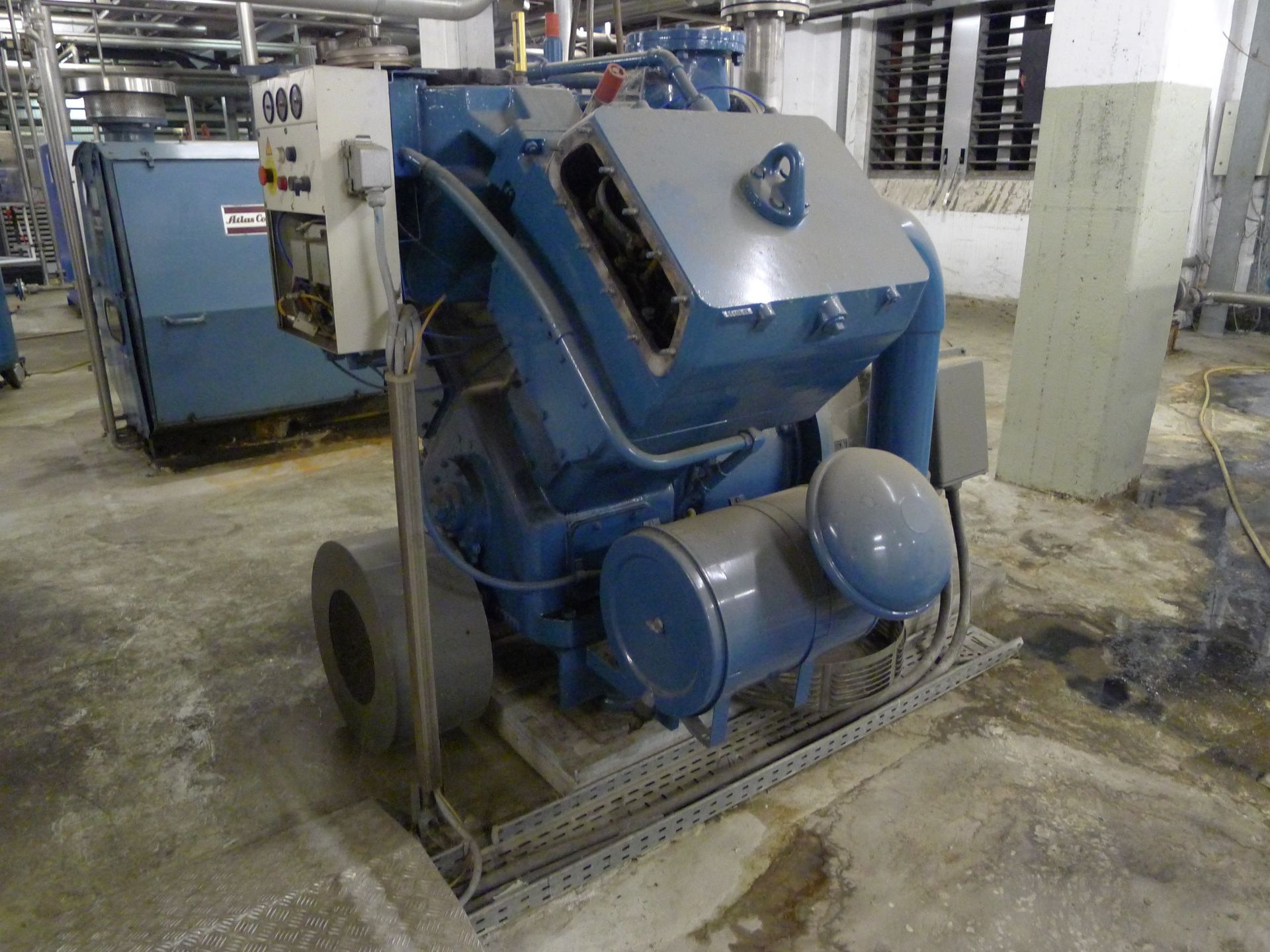 4 x Assorted Atlas Copco compressors (Dismantling and Loading Fee: €2000) - Image 9 of 10