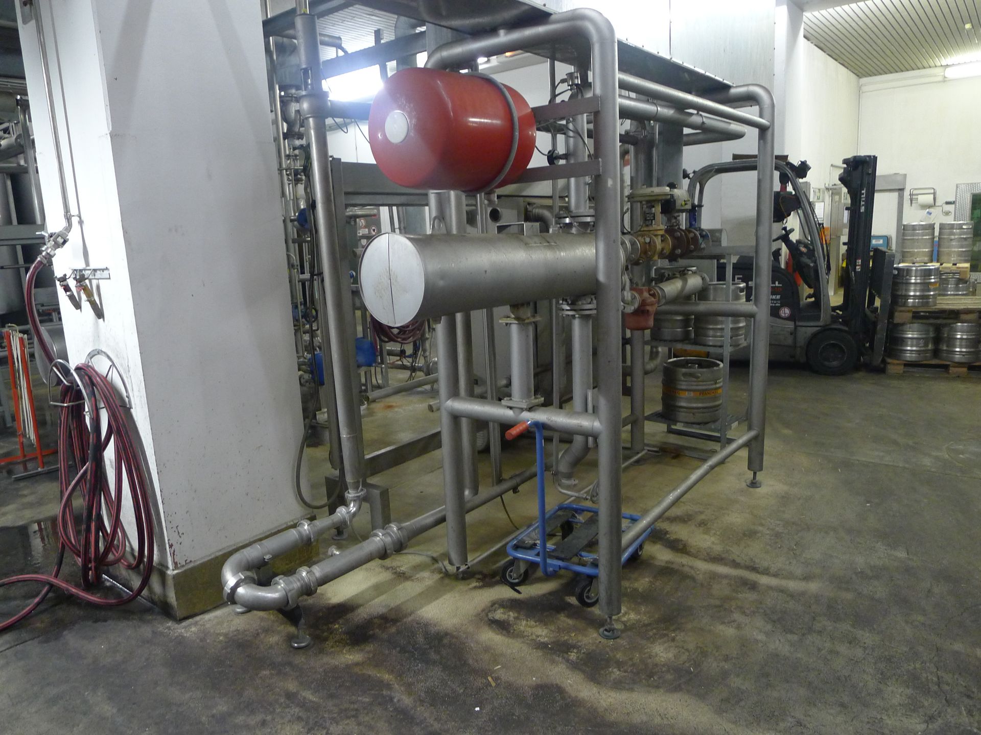Complete Keg Plant Comprising of: Leifeld & Lemke depalletizer for 2 x 6 pcs of kegs, 500 kgs/hr. - Image 29 of 47