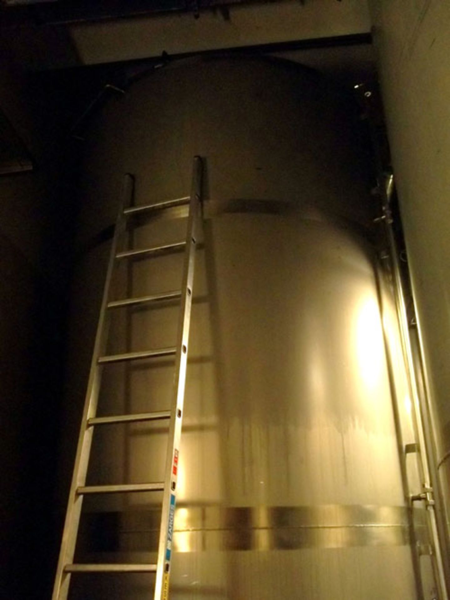 Tuchenhagen Tank, 130 Hectoliter (3434 Gallon), Type T20/40, Stainless Steel, Vertical. Rated 1 - Image 3 of 7