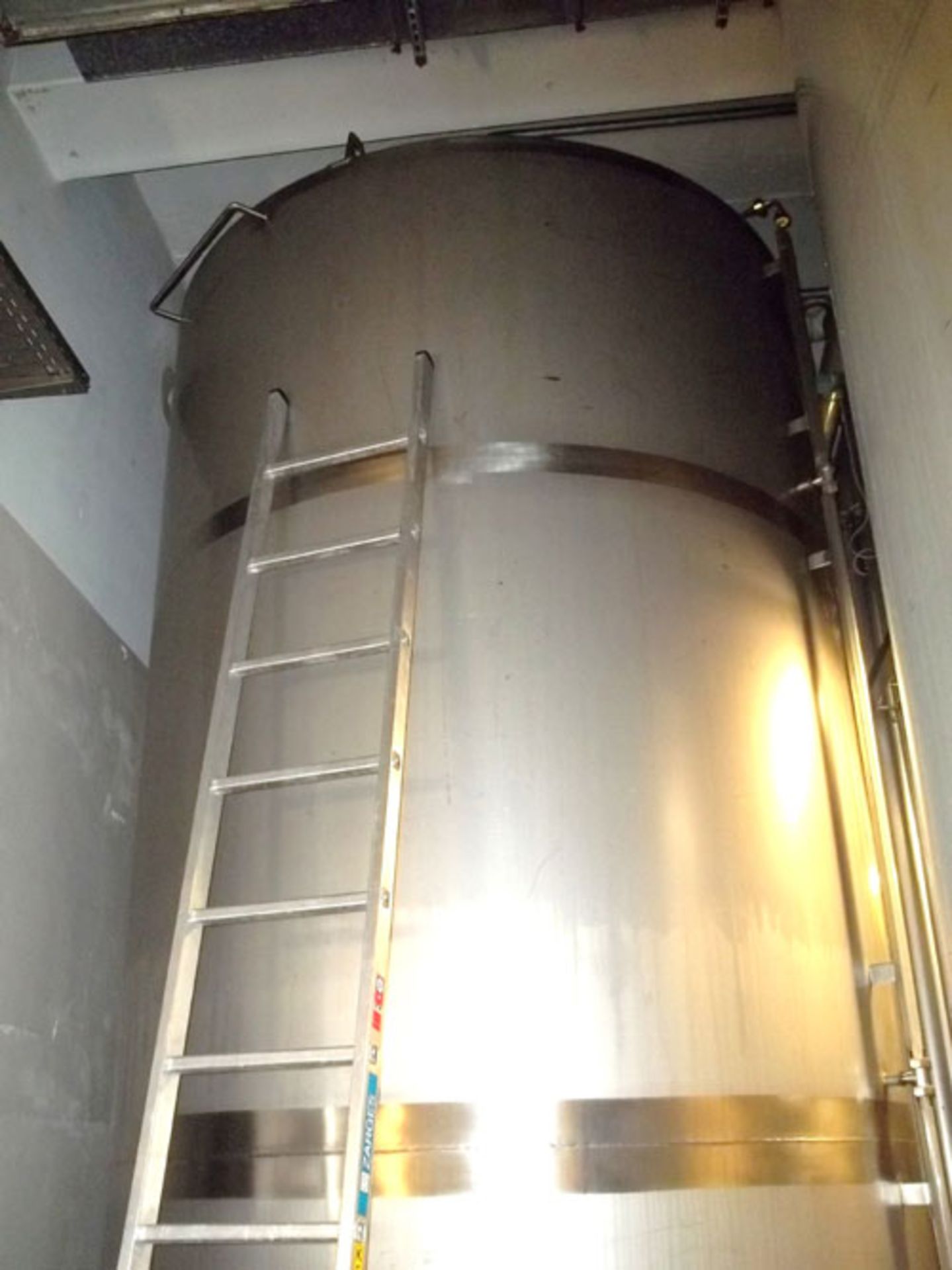 Tuchenhagen Tank, 130 Hectoliter (3434 Gallon), Type T20/40, Stainless Steel, Vertical. Rated 1 - Image 4 of 7