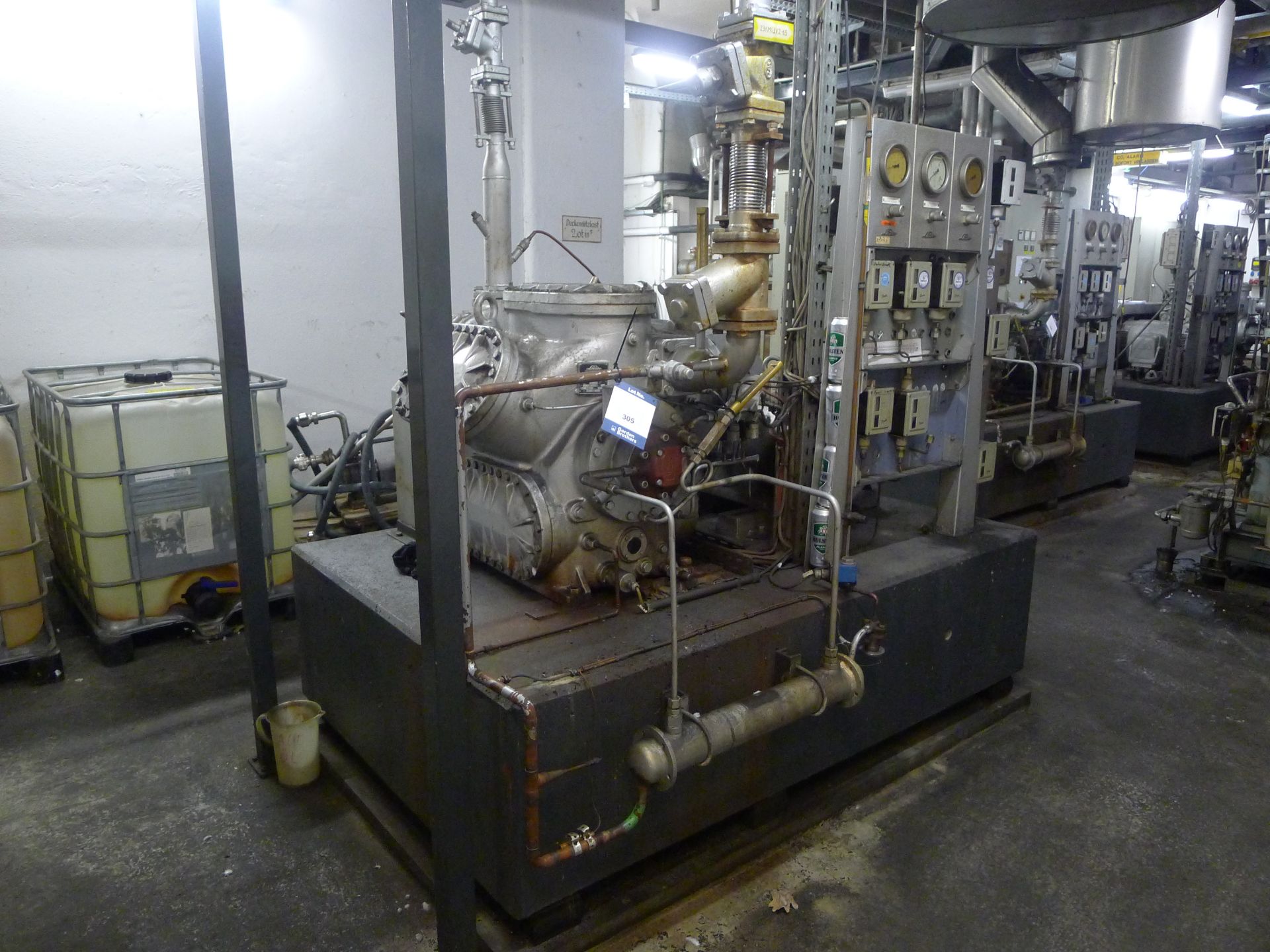 Linde AAD6270 HKW VERC Cooling Compressor S/N D6369 (Dismantling and Loading Fee: €450)