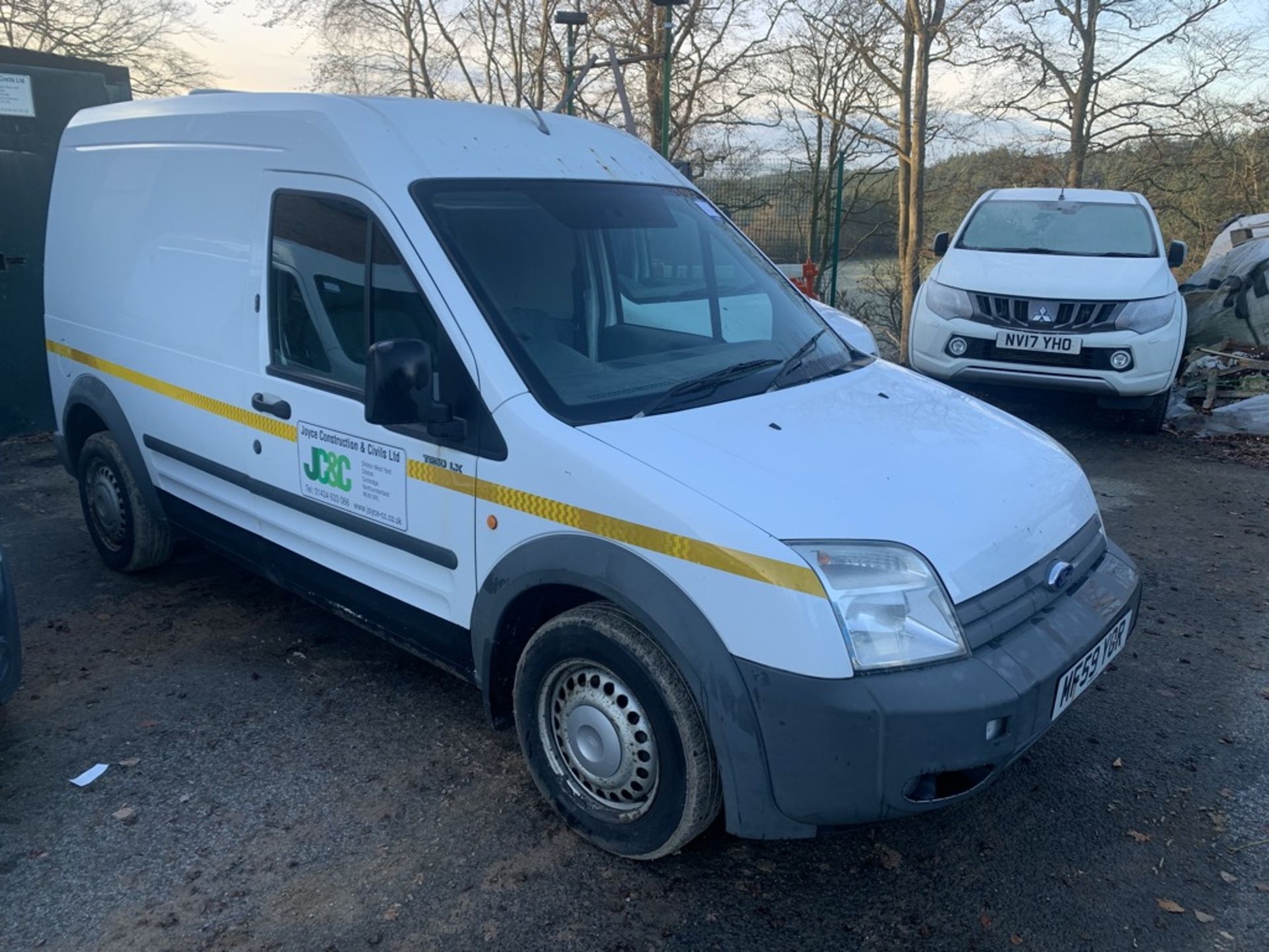 Ford, Transit Connect 90T 230 Registration No. MF59 YOR First Registered: 25/09/2009 MOT Expires: - Image 3 of 6