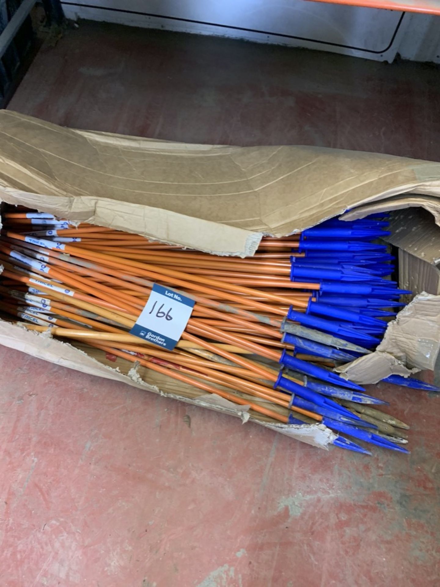 approx 100 Tricel fibreglass marking stakes