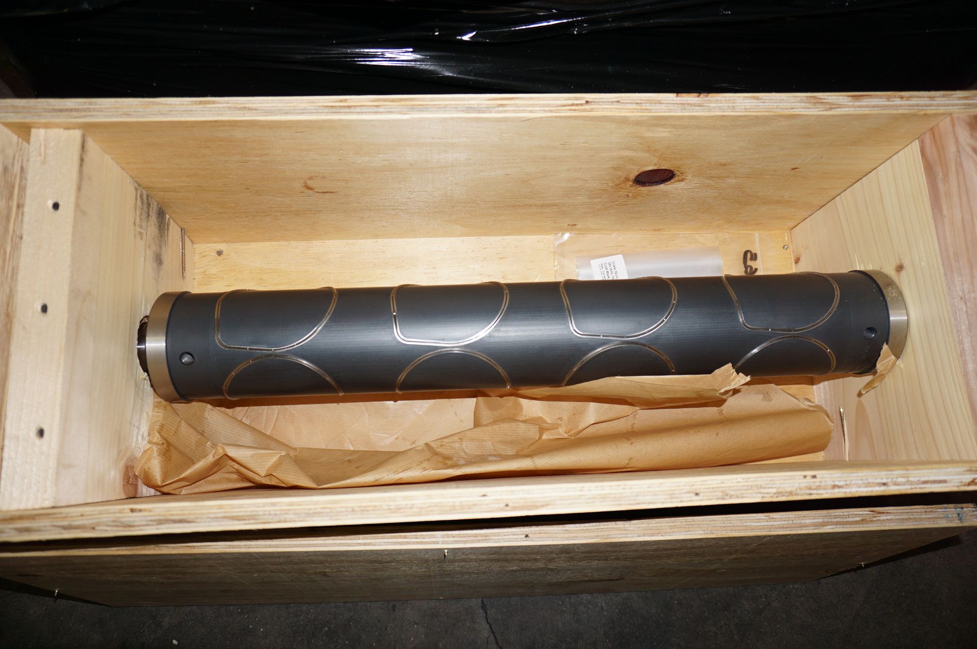 Pallet and boxes of BWI line spares to include: 4 lane current tooling, gear motors, cylinders, - Image 4 of 6