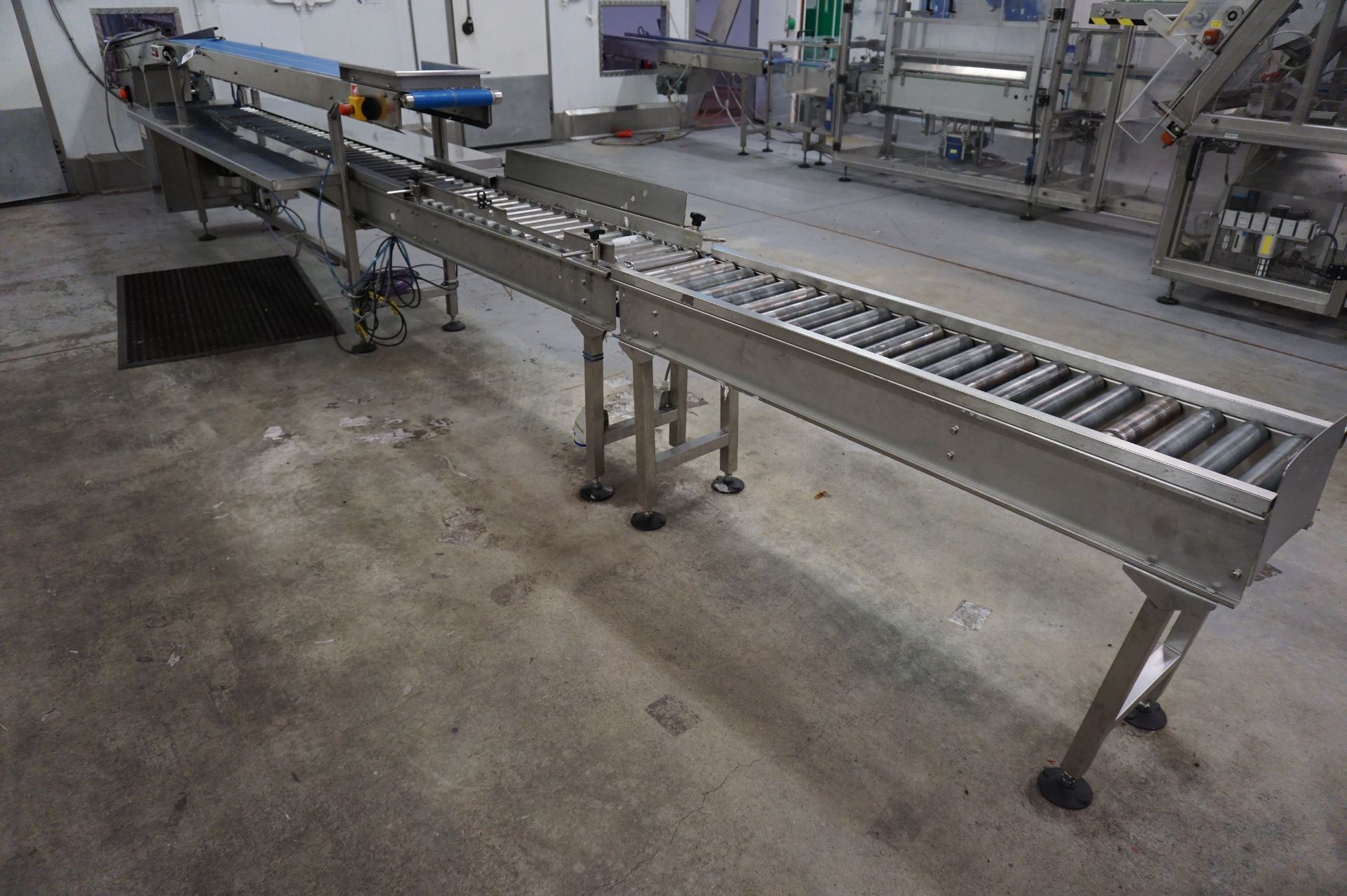 WCL motorised up and over incline belt conveyor, 6m (l) belt width: 300mm with under gravity