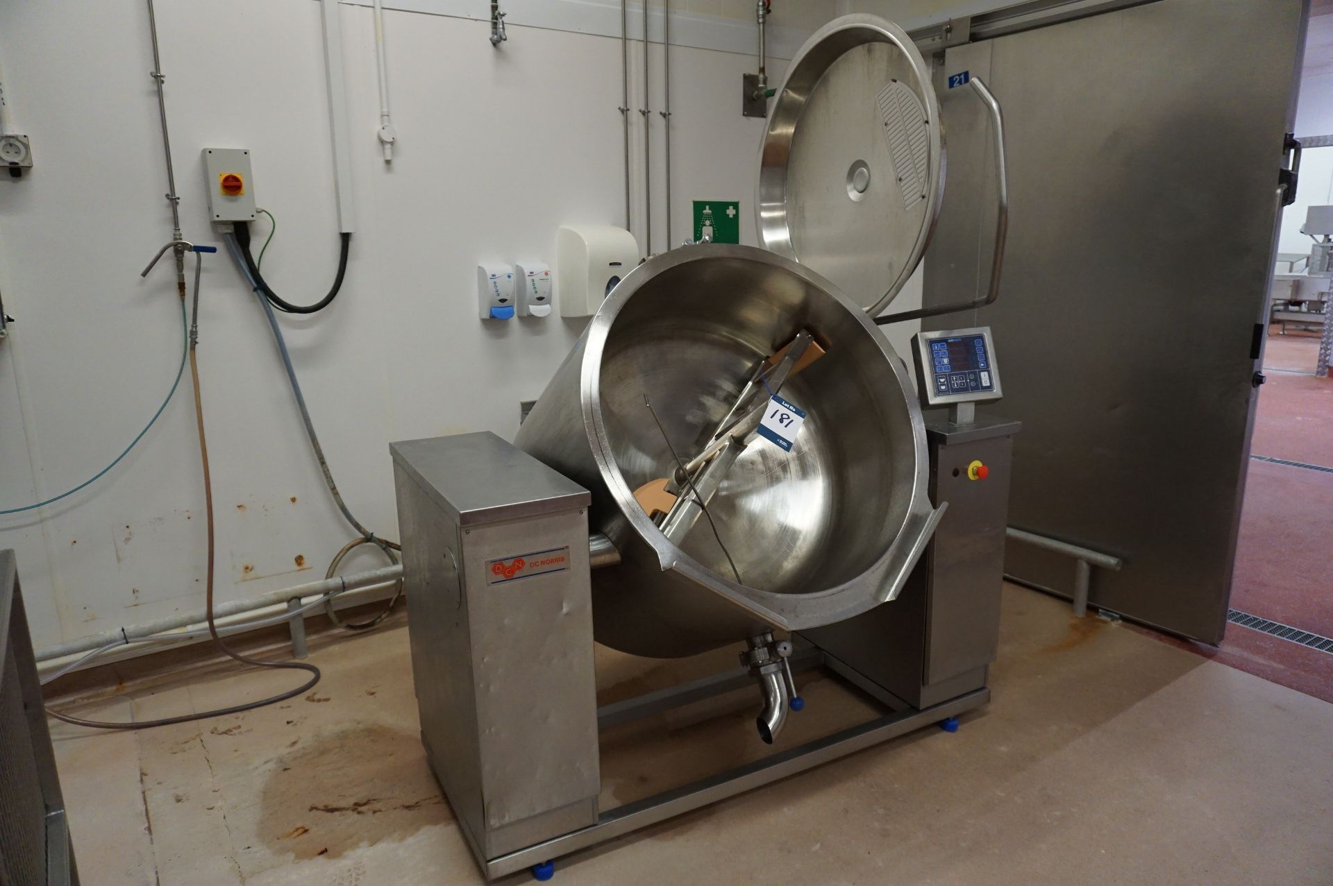 DC Norris, Model: MM300, 300kg cooking vat, Serial No. N2723 (2012) with tilting function and Joni - Image 7 of 7