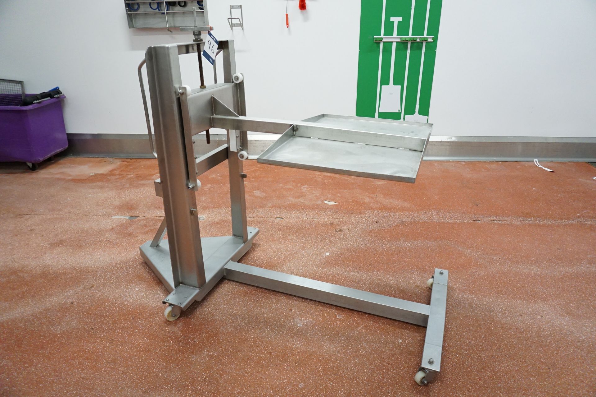 Stainless steel mobile table top lift