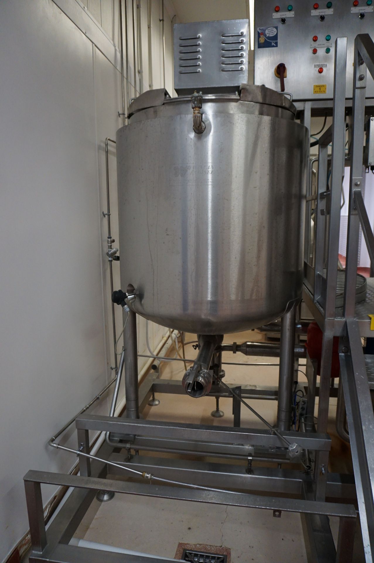 Wincanton Twin Vat Cooking Station Comprising: 2 x jacketed cook vats, Serial No's. P1806 (1998) and - Image 2 of 15