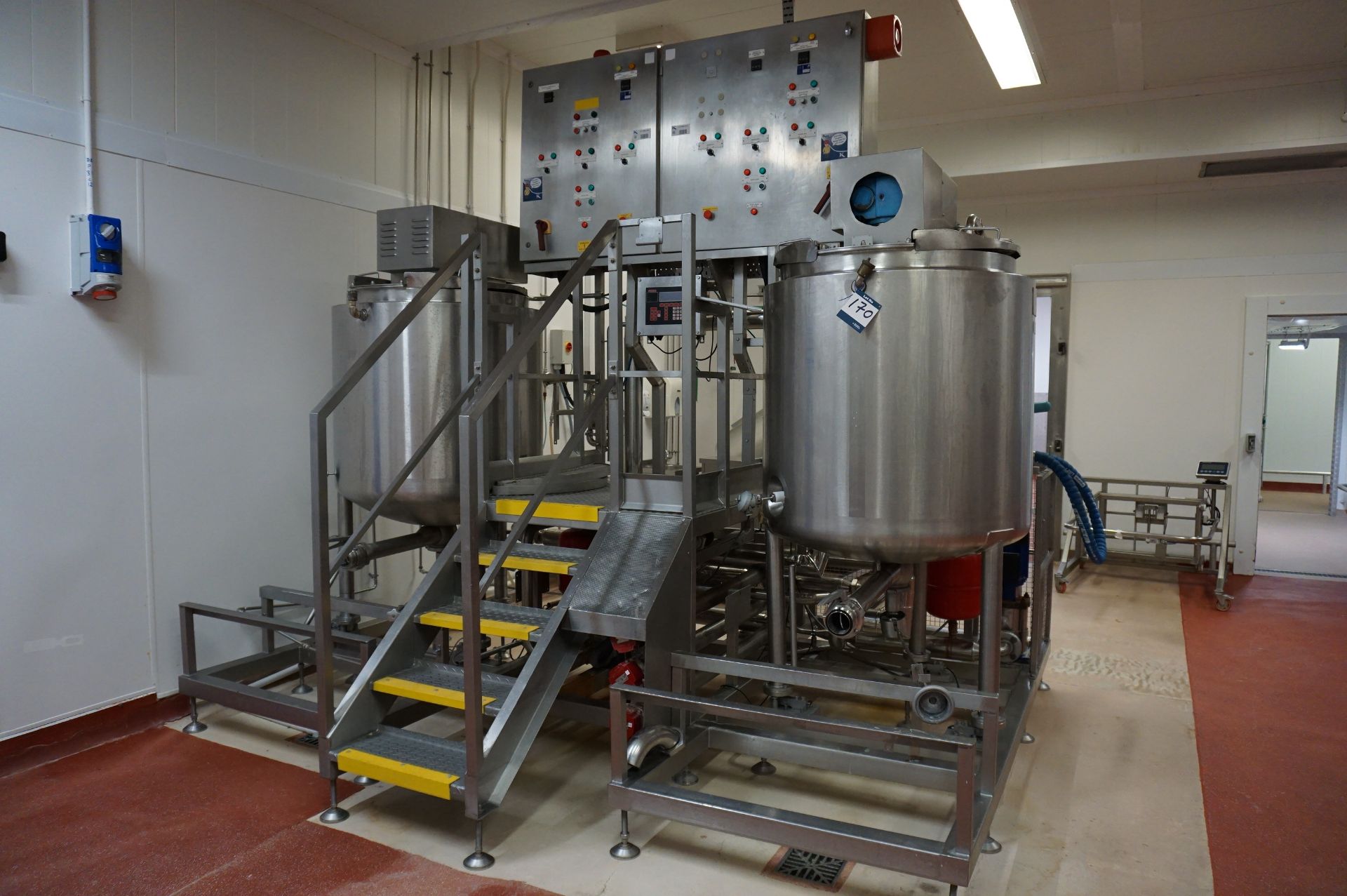 Wincanton Twin Vat Cooking Station Comprising: 2 x jacketed cook vats, Serial No's. P1806 (1998) and