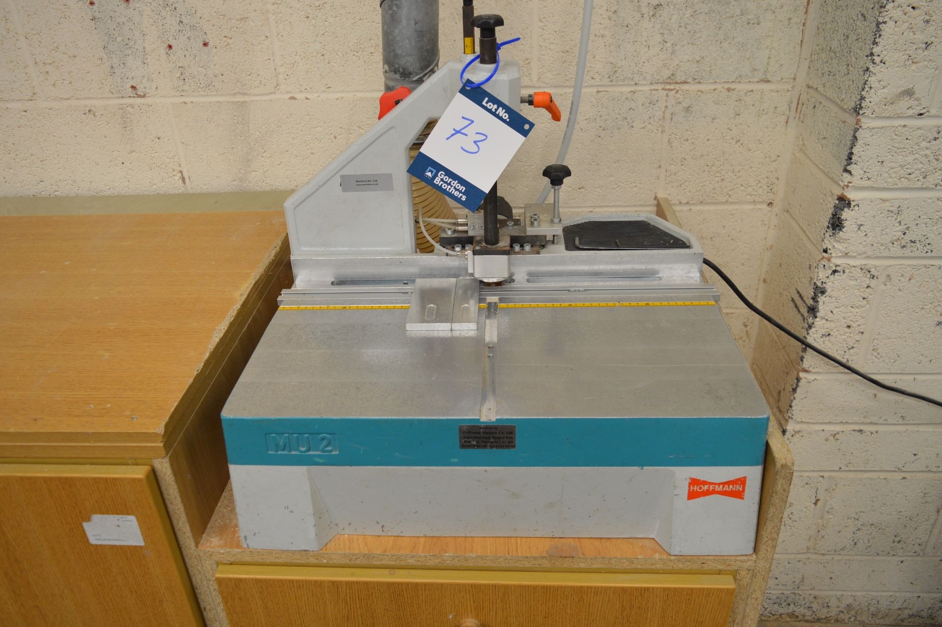 Hoffmann MU2 dovetail machine, working bed 580mm (Ref: 216) (Location: Two Gates)