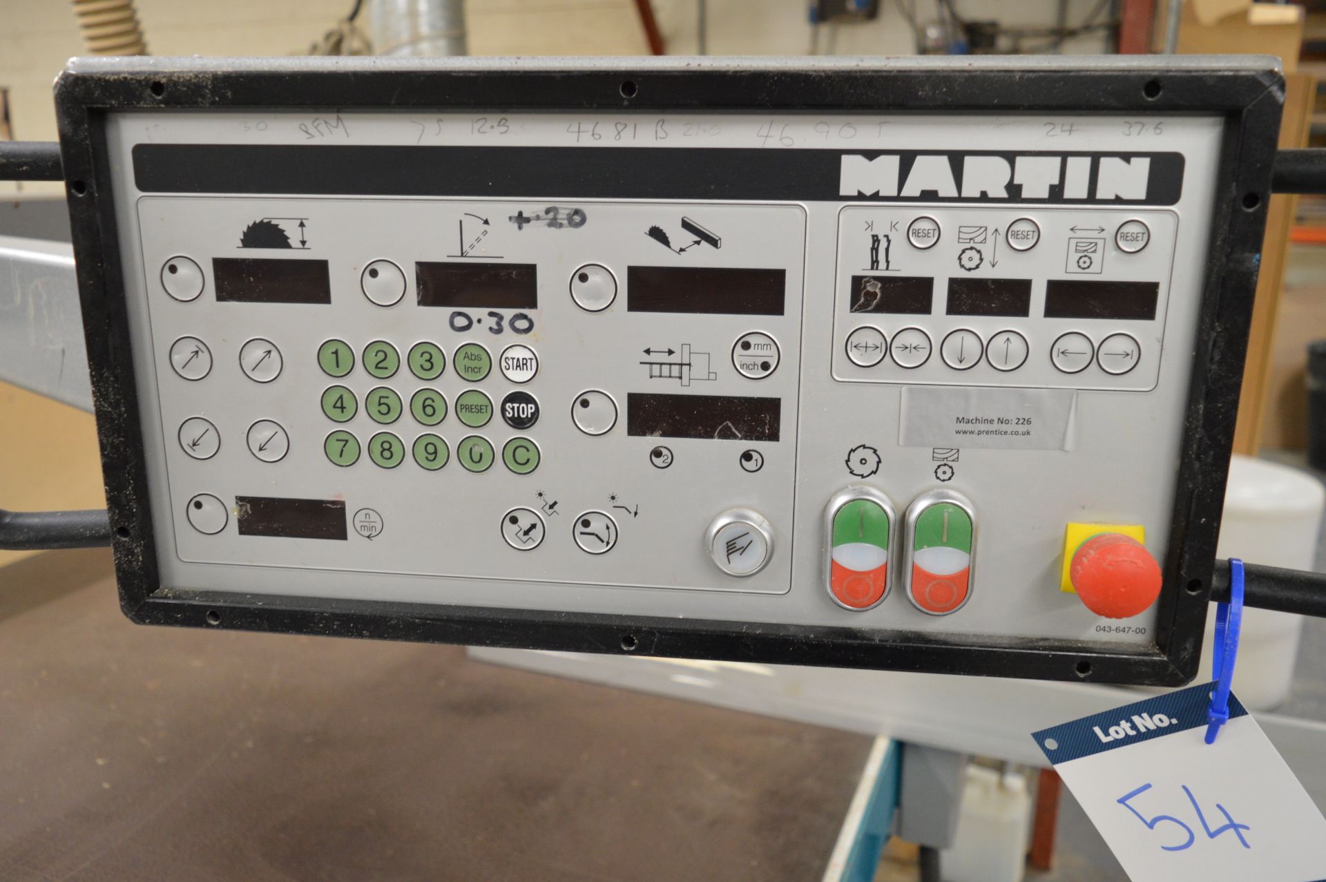 Martin T73 automatic sliding panel saw, Serial No. V429906 (2002), Saw Blade. Min 250mm / Max. - Image 5 of 7
