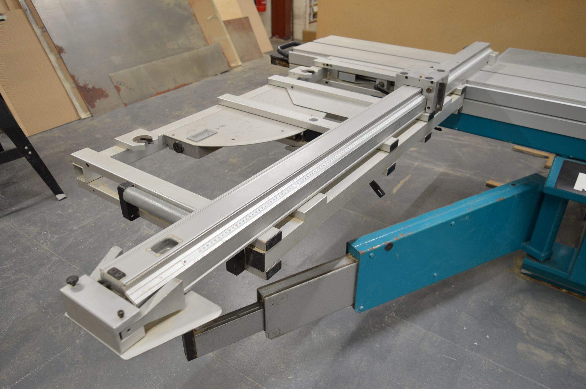 Martin T73 automatic sliding panel saw, Serial No. V429906 (2002), Saw Blade. Min 250mm / Max. - Image 4 of 7