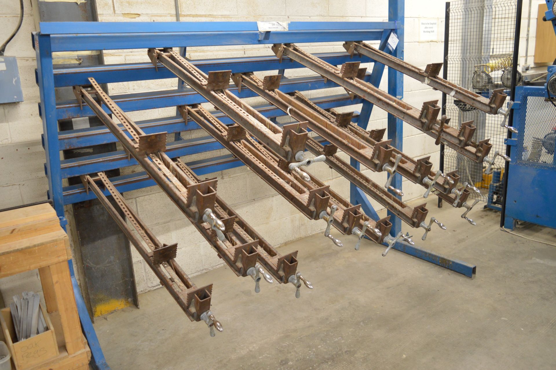 JLT Clamps #79F-8-PC door assembly clamp, Max Width. 2400mm, with 17x adjustable fixtures (Ref: 218) - Image 3 of 3