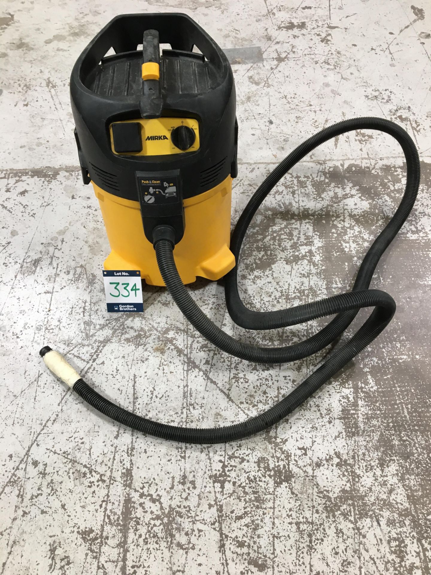 Mirka 915 L *GB* 230v vacuum dust extraction unit, Serial No. 0261073/1505 with flexi hose (No