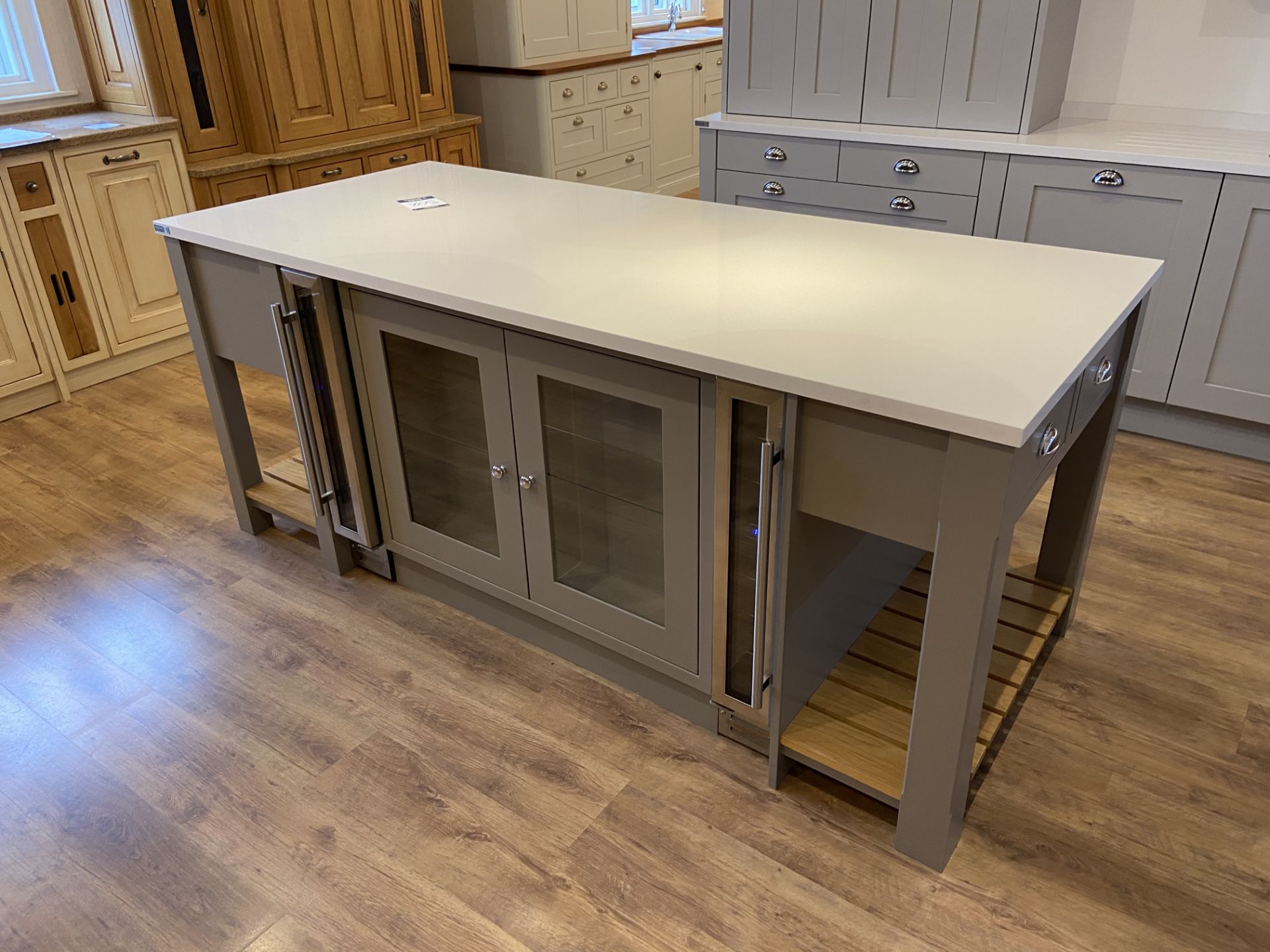 "New England" shaker style solid maple painted ex-display kitchen with soft close drawers and - Image 4 of 13
