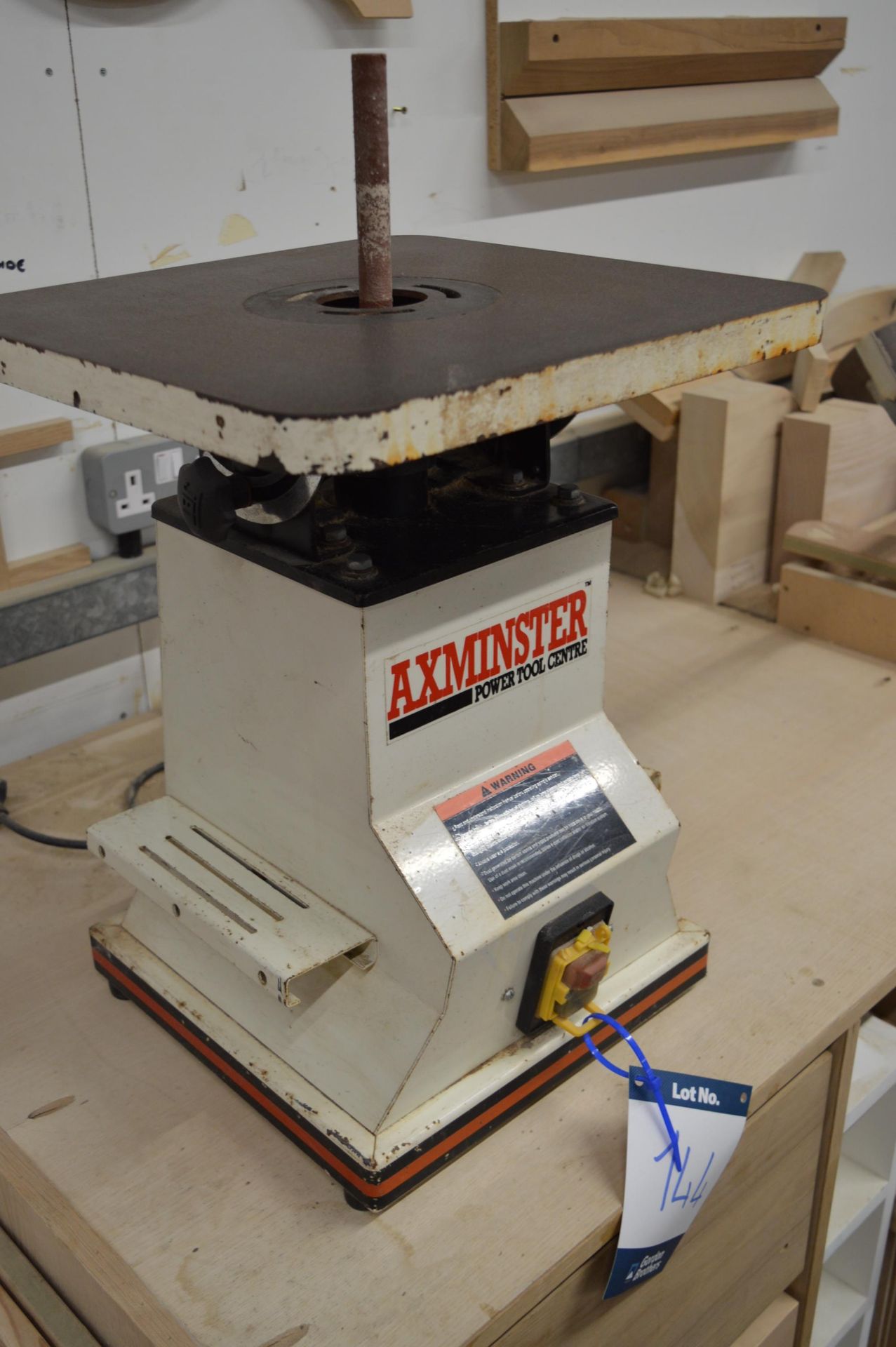 Axminster JBOS-5 bench top oscillating spindle sander, Serial No. 3048685 (Location: Two Gates on