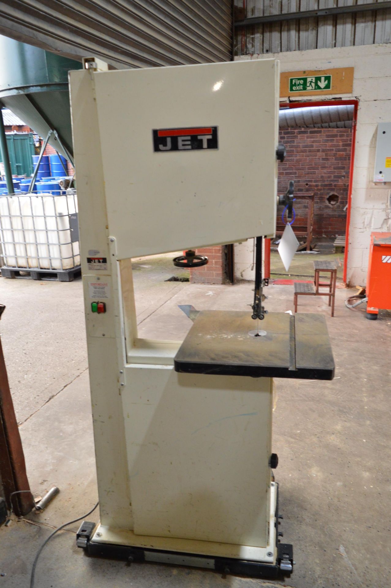JET JWBS-18 vertical bandsaw, Serial No. 05111027 (2005) (Location: Two Gates)
