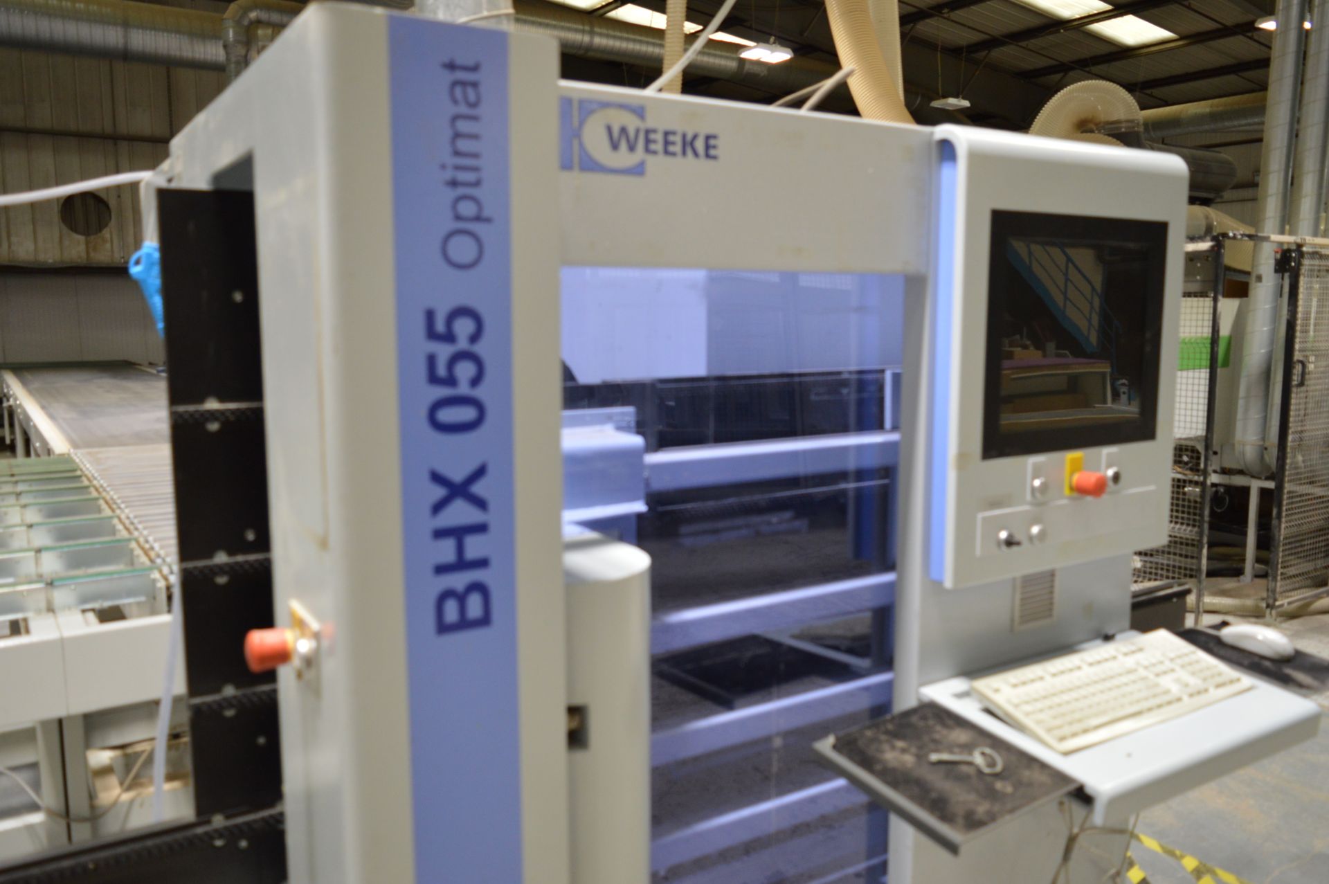 Weeke, Optimat BHX 055 vertical CNC machining centre, Serial No. 0-250-11-2168 (2011) with CNC - Image 2 of 6