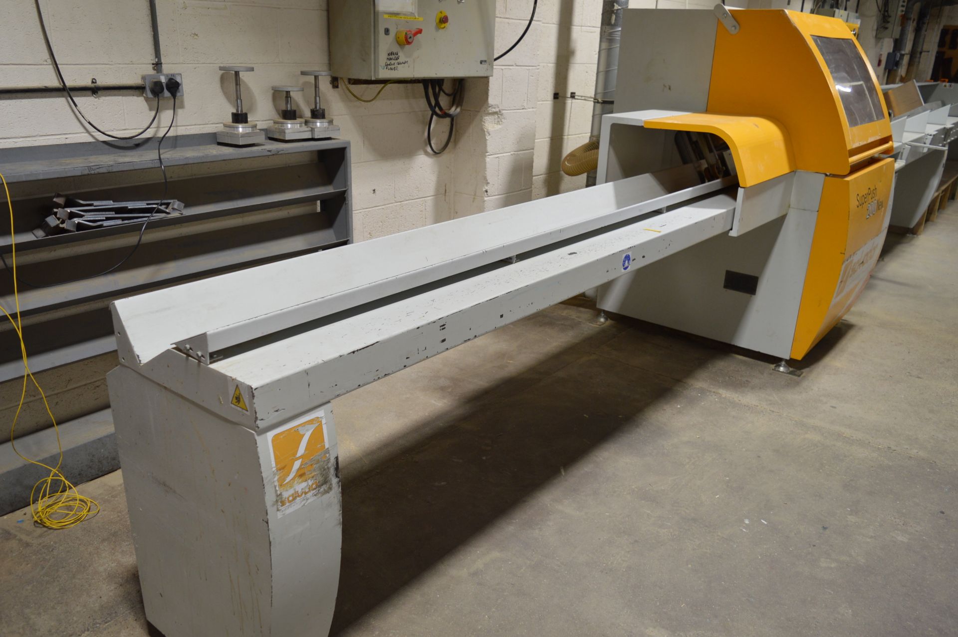 Salvador, Super Push 200 automatic up-stroking cross cutting saw, Serial No. A511 (2014) with CNC - Image 3 of 11