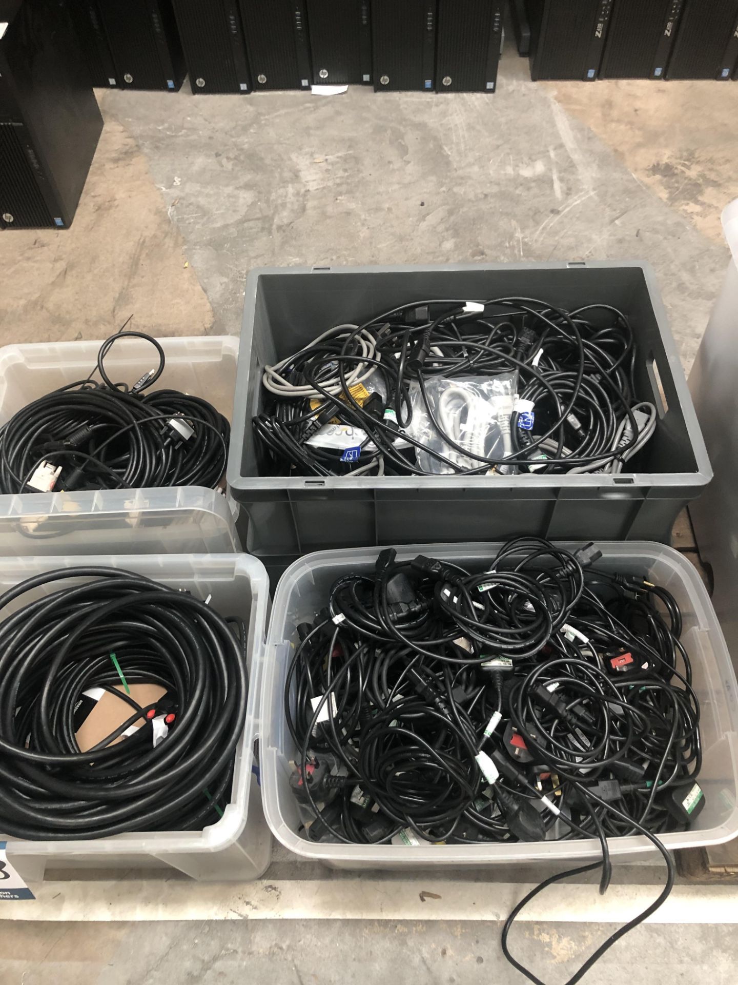 Quantity misc extension cables and power cables as lotted - Image 3 of 3