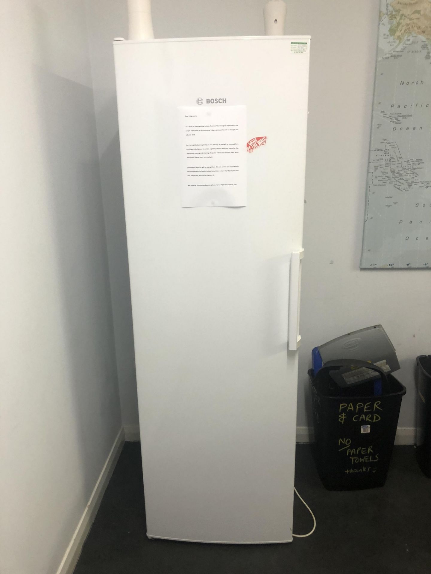 Bosch refrigerator 600 x 600 x 1830mm